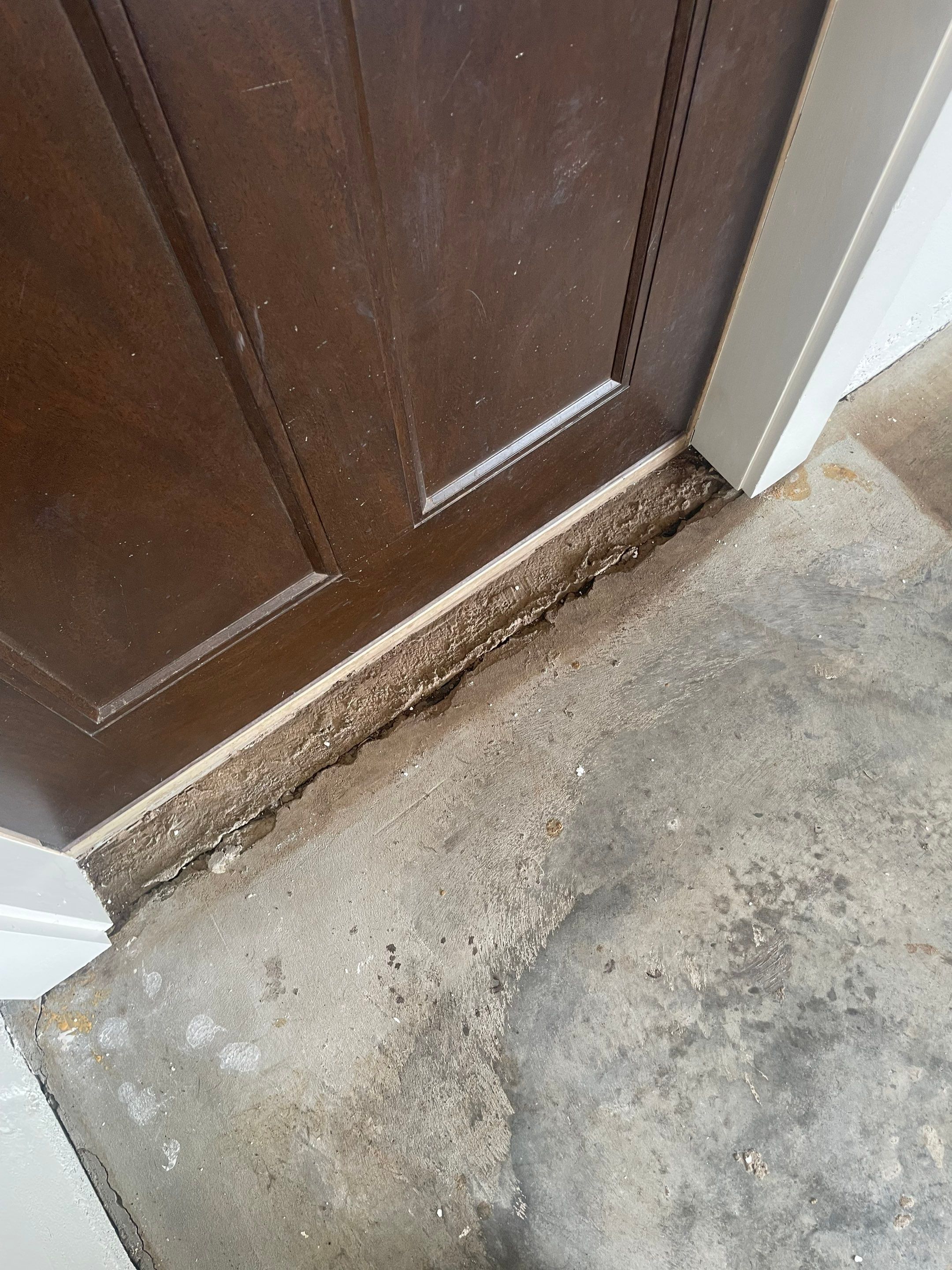 Domino Flake Floor Coating and Crack Repair in Chancellor by Select Painting, Coatings & Garage Cabinets