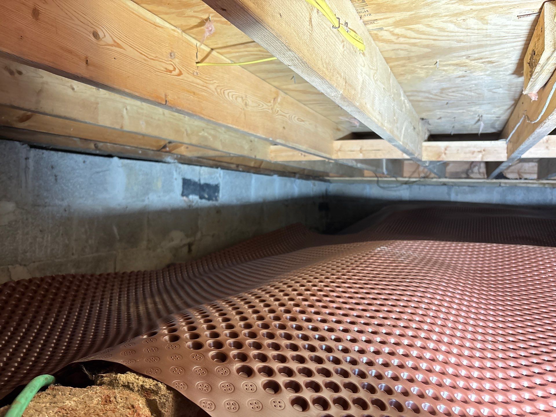 Crawlspace Encapsulation in Glenshaw PA by Home Environment Solutions