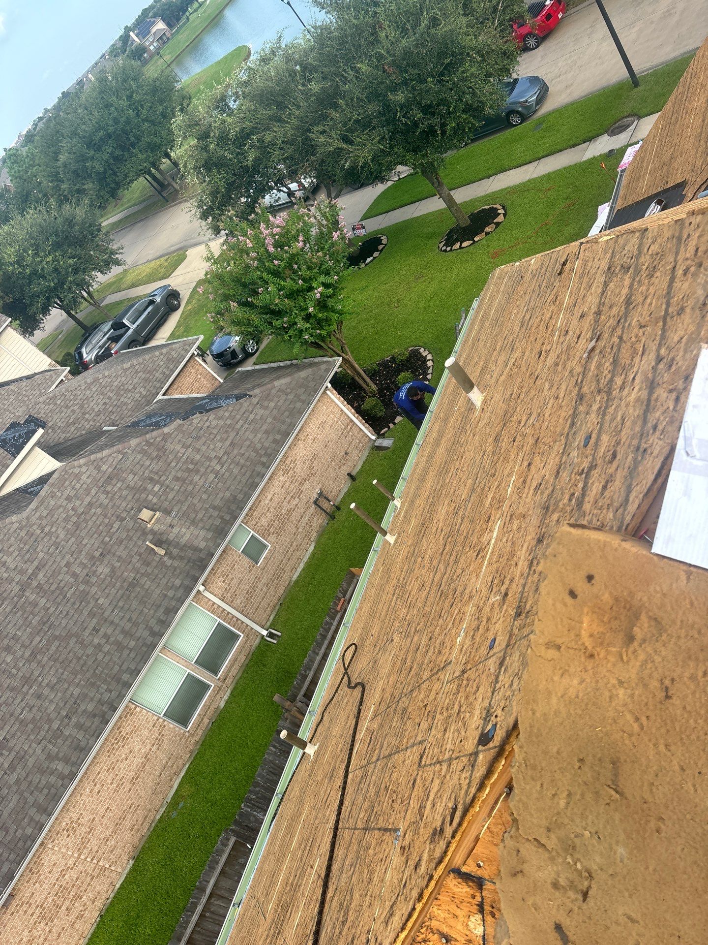 Residential Roofing Installation using Owen's Corning Duration (Lifetime) Shingles by Roof Repair Company