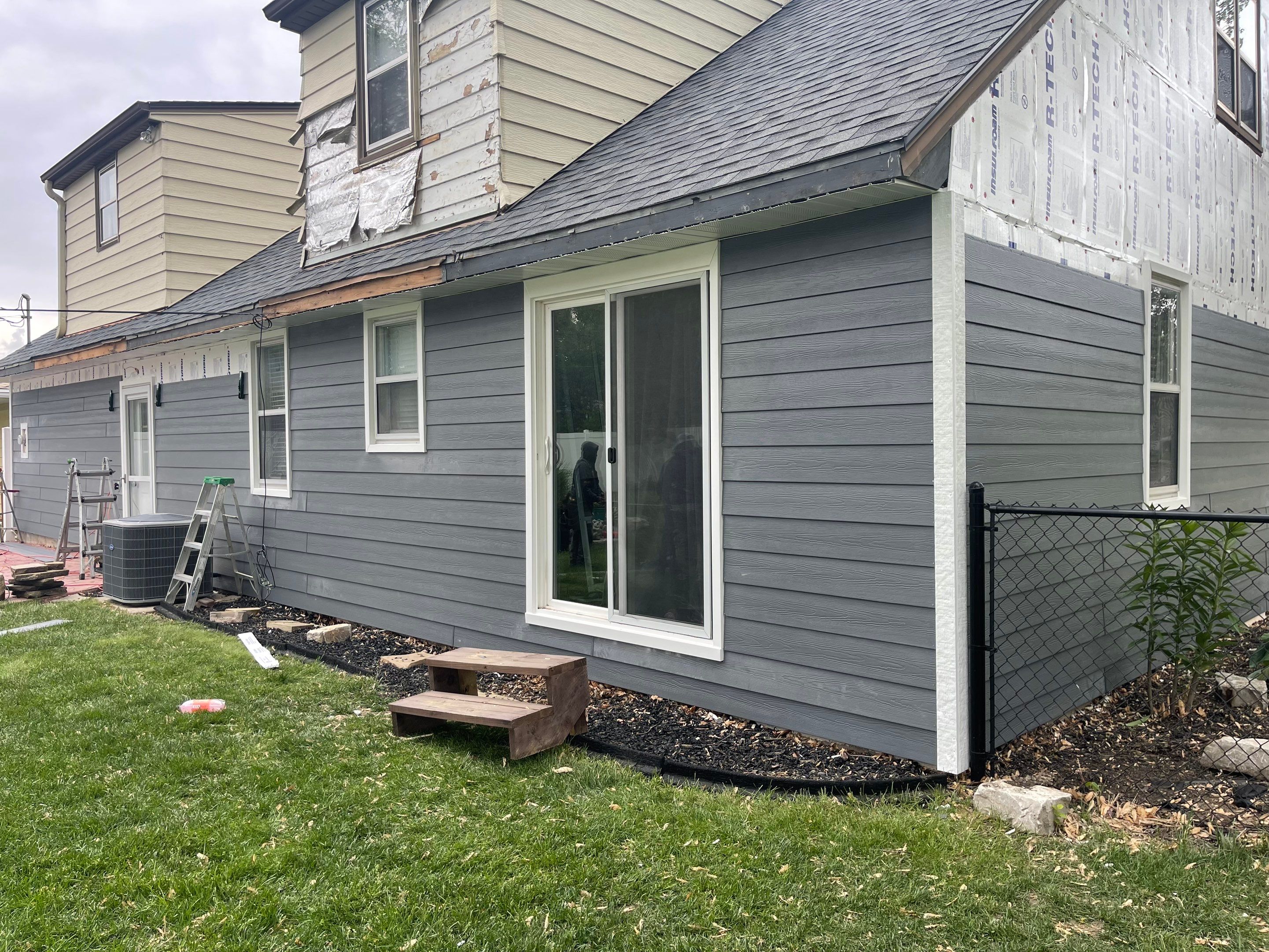 James Hardie by Lightning Exteriors
