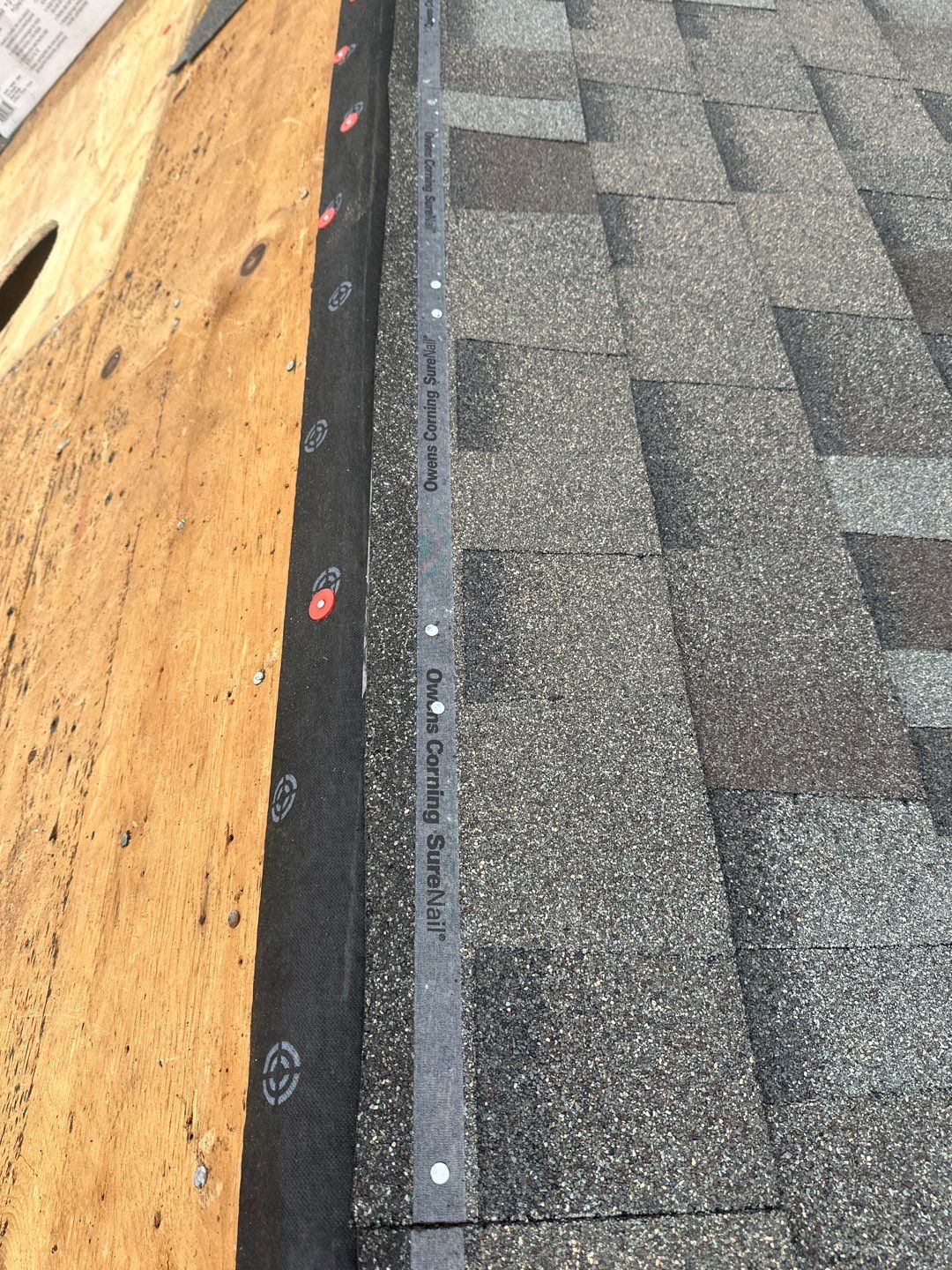 Residential Roofing Installation using Owen's Corning Duration (Lifetime) Shingles by Roof Repair Company