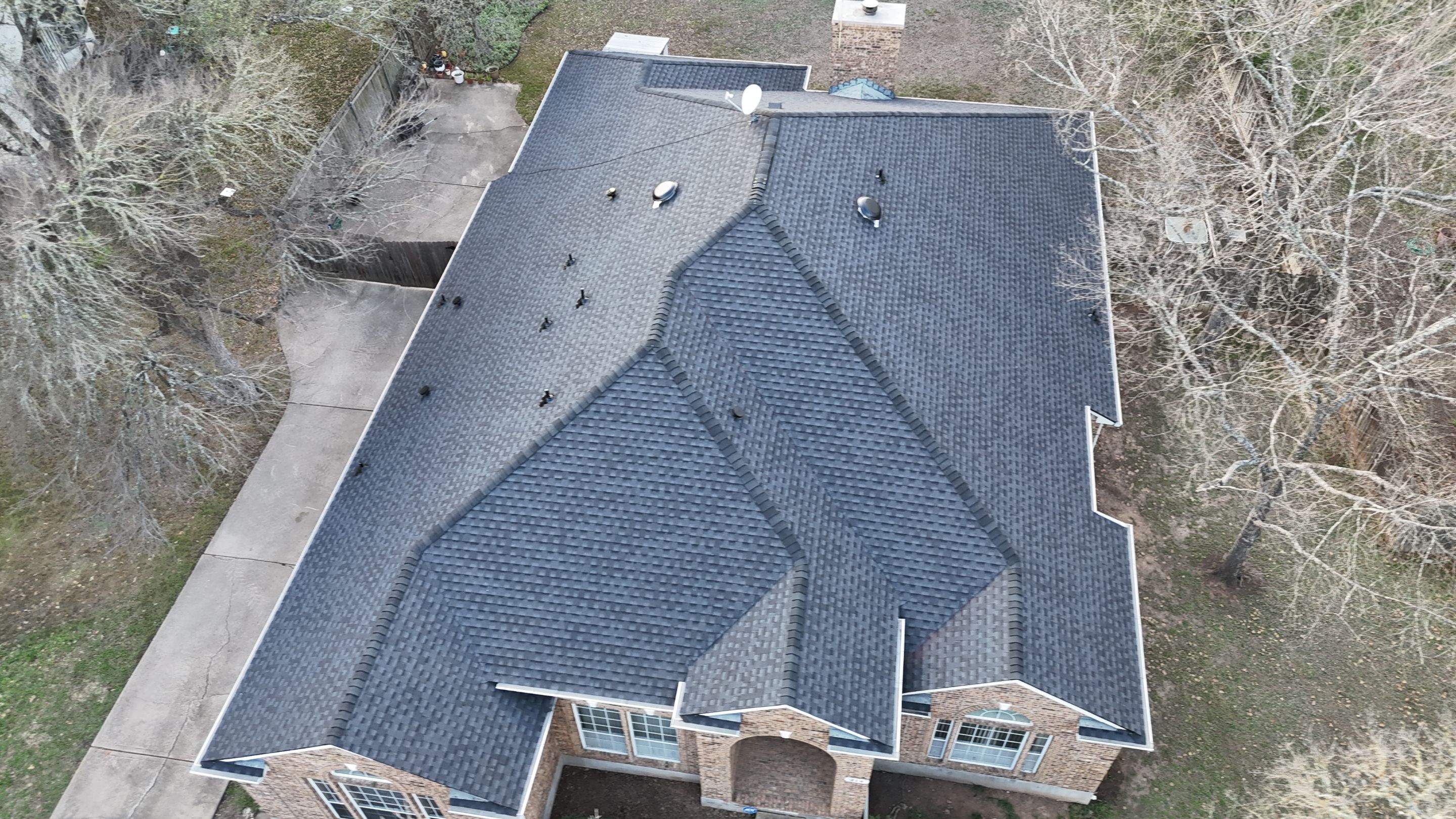 Charcoal - GAF Timberline HDZ by RoofsOnly.com