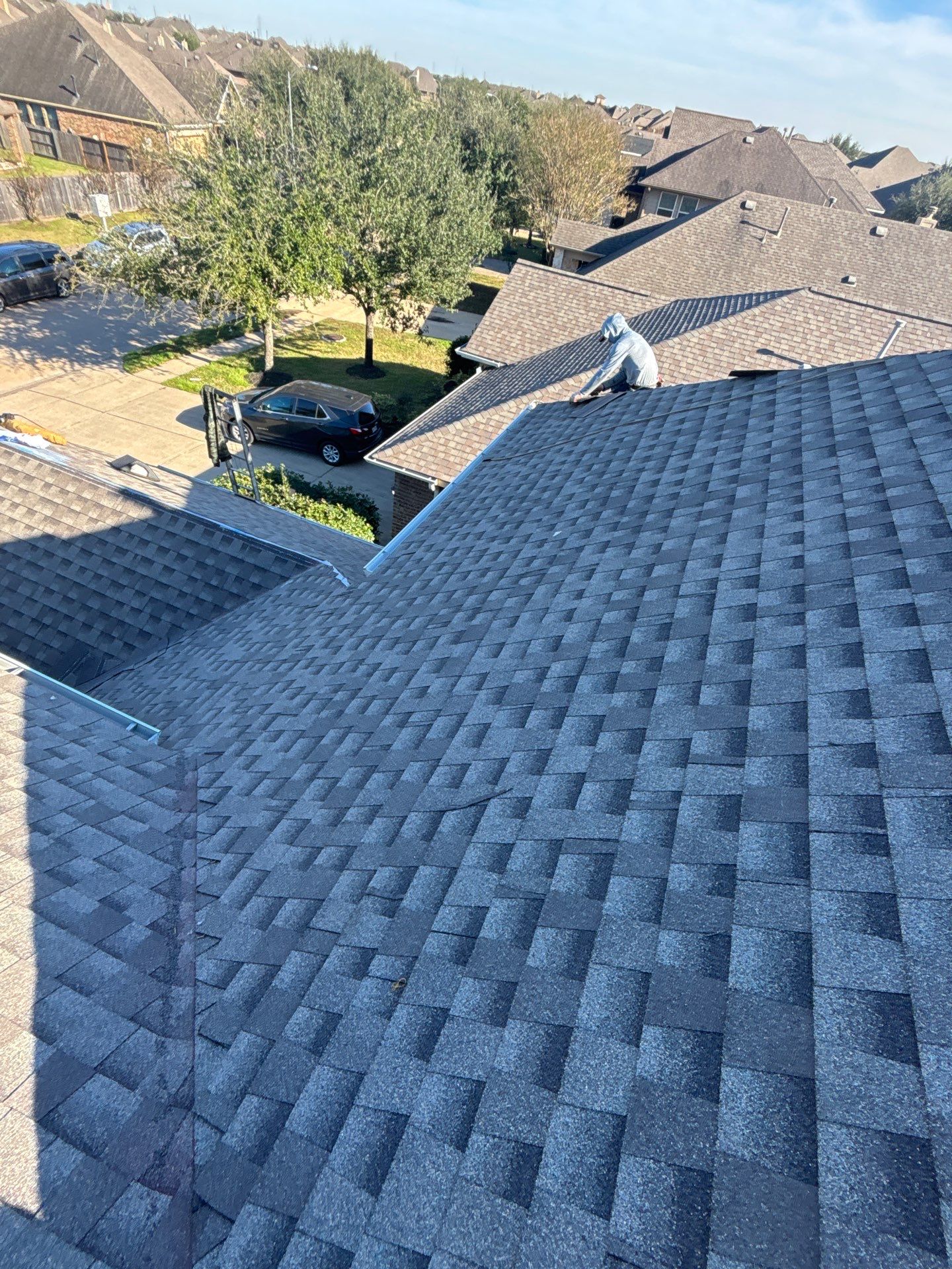 GAF HDZ - Weathered Wood by Elite Roofing LLC