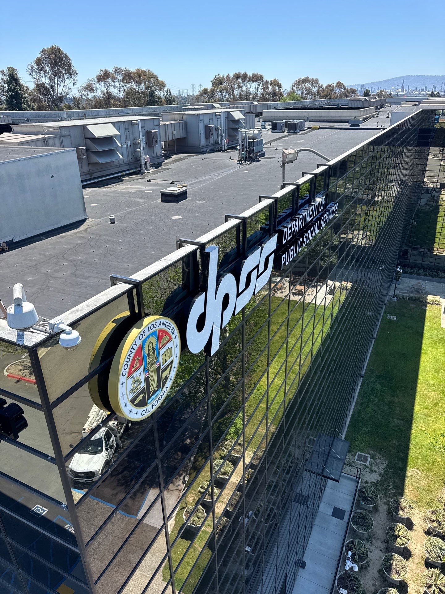 Project in Long Beach by Golden State Signs