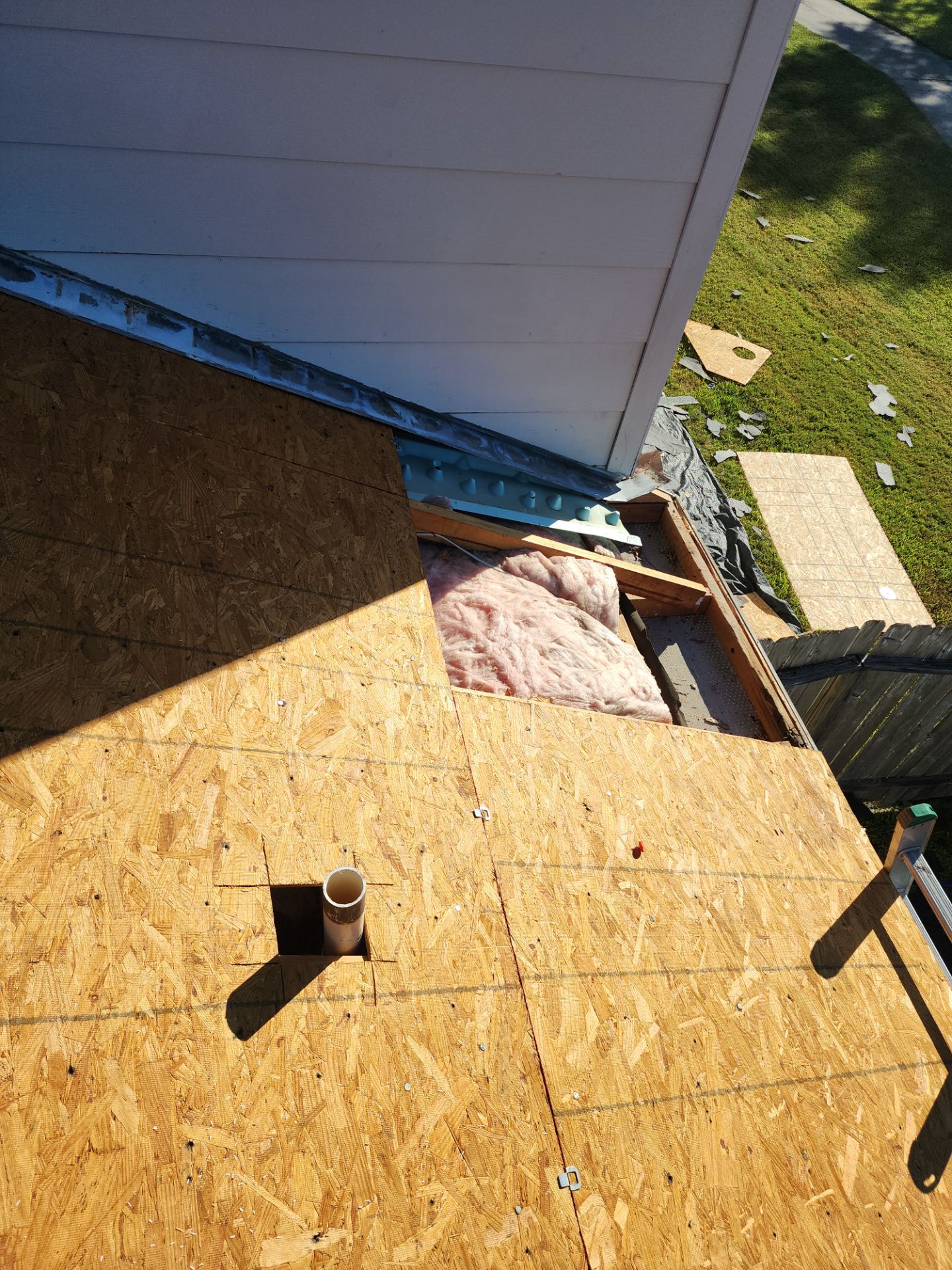 Residential Roofing Installation using Owen's Corning Duration (Lifetime) Shingles by Roof Repair Company