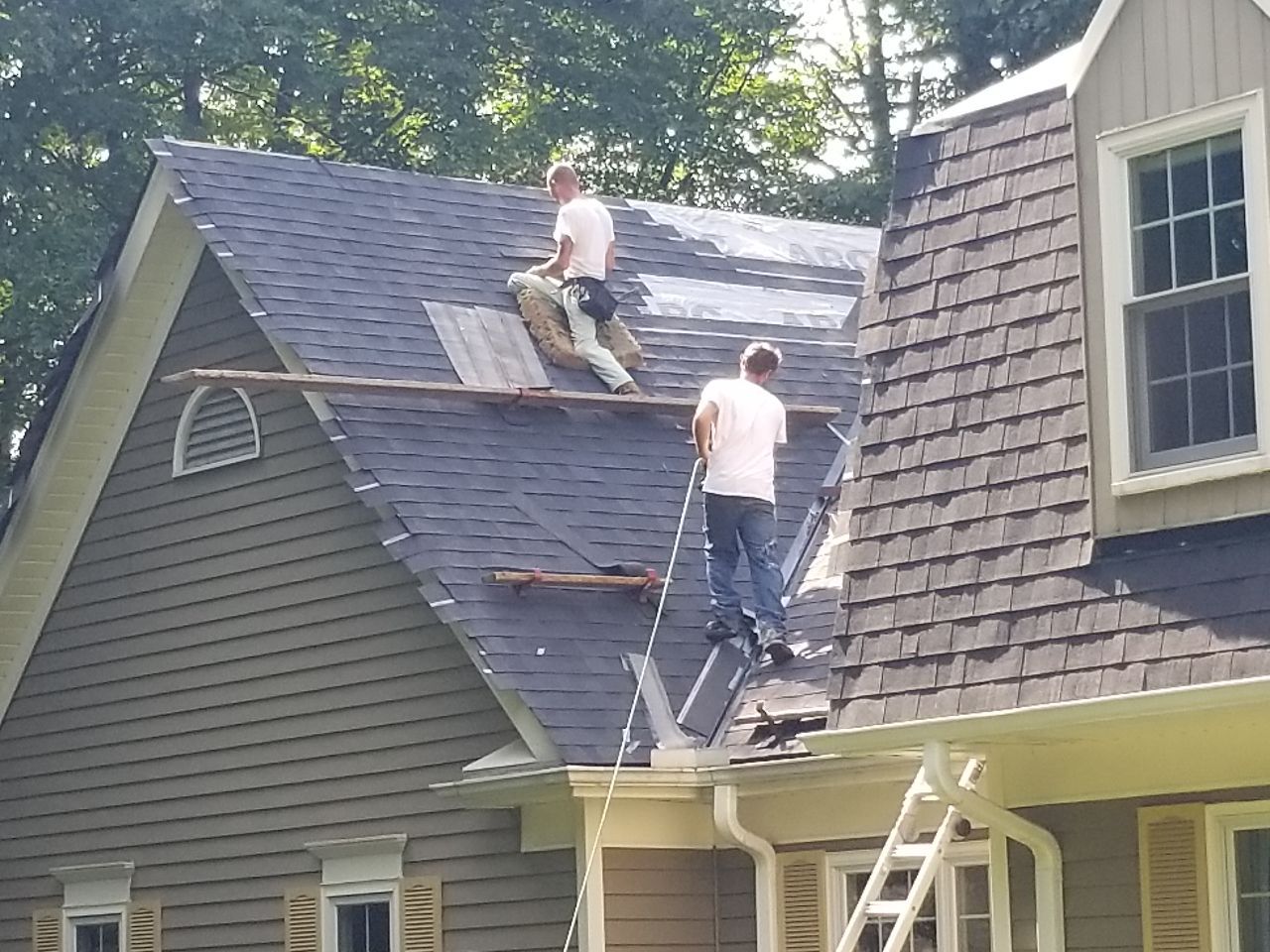 Residential Roofing Installation using Owens Corning Duration, Driftwood by Absolute Roofing and Construction