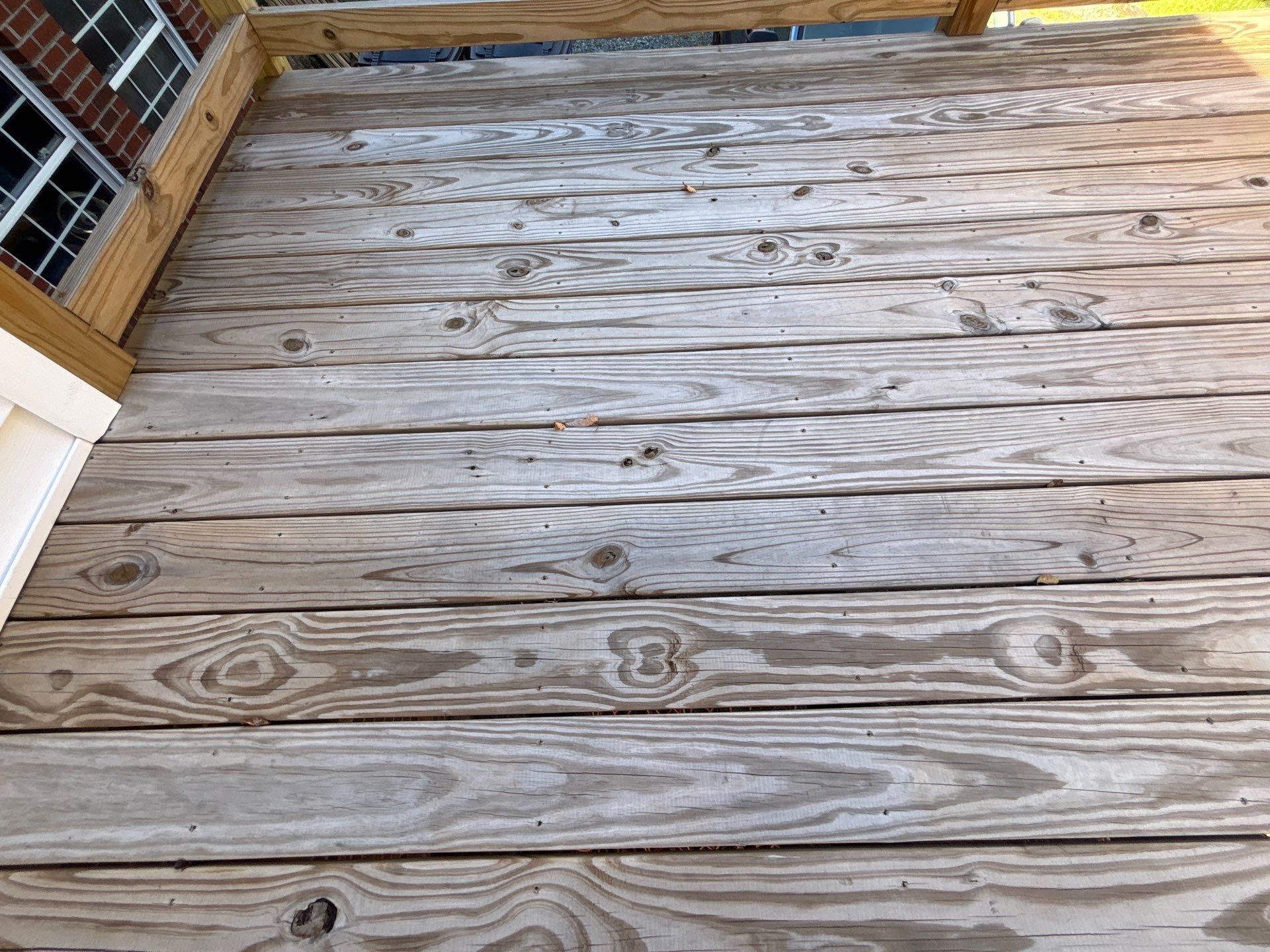 Wood Deck using Wood Sealant by DuraSeal