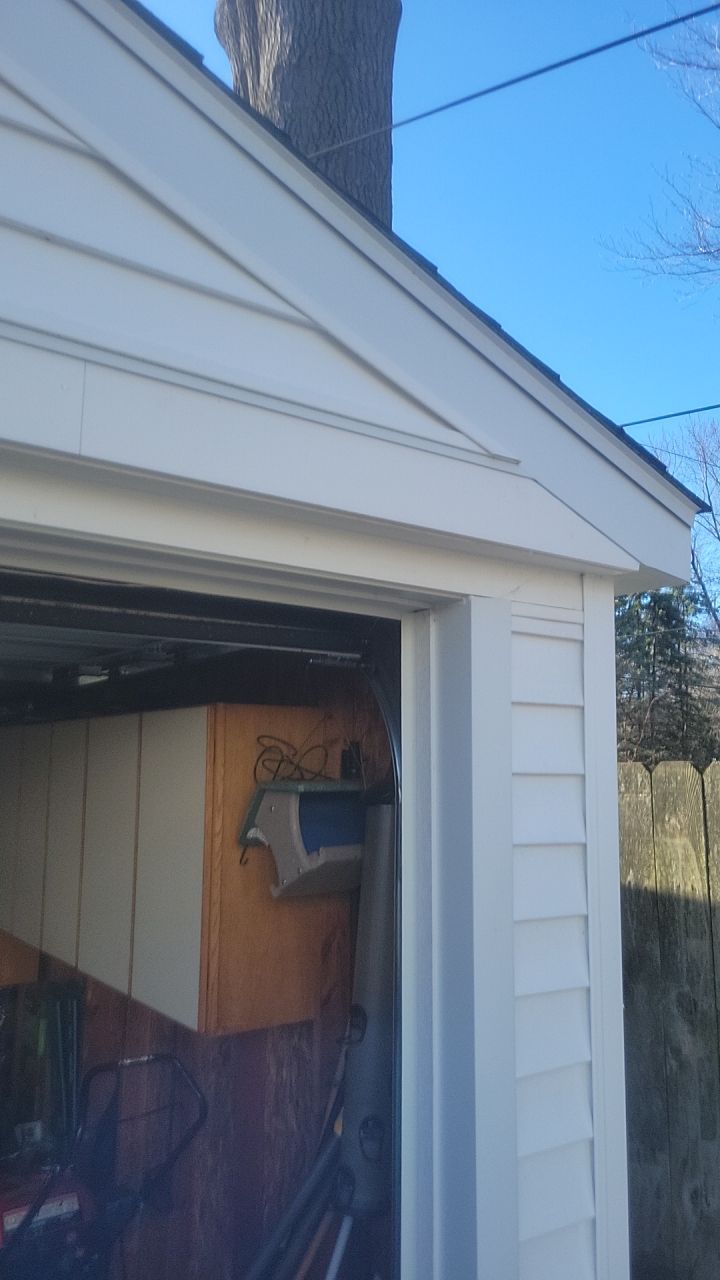 Siding Replacement using CertainTeed Restoration Classic D5 by 180 Contractors