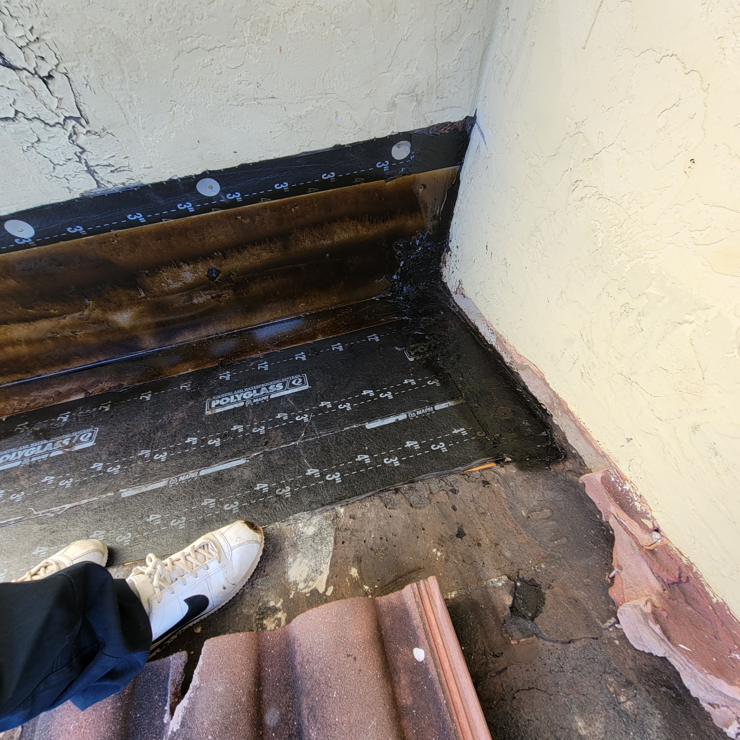 Natures Cove Rd., Dania Beach, FL by G&J Roofing 