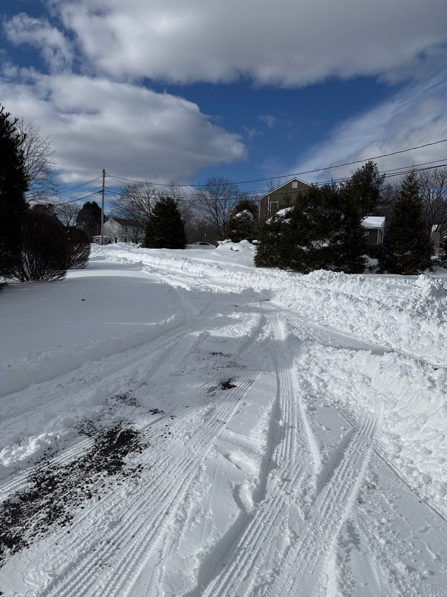 Residential Snow Plowing and Removal Services in Wallingford by Diamond Image LLC