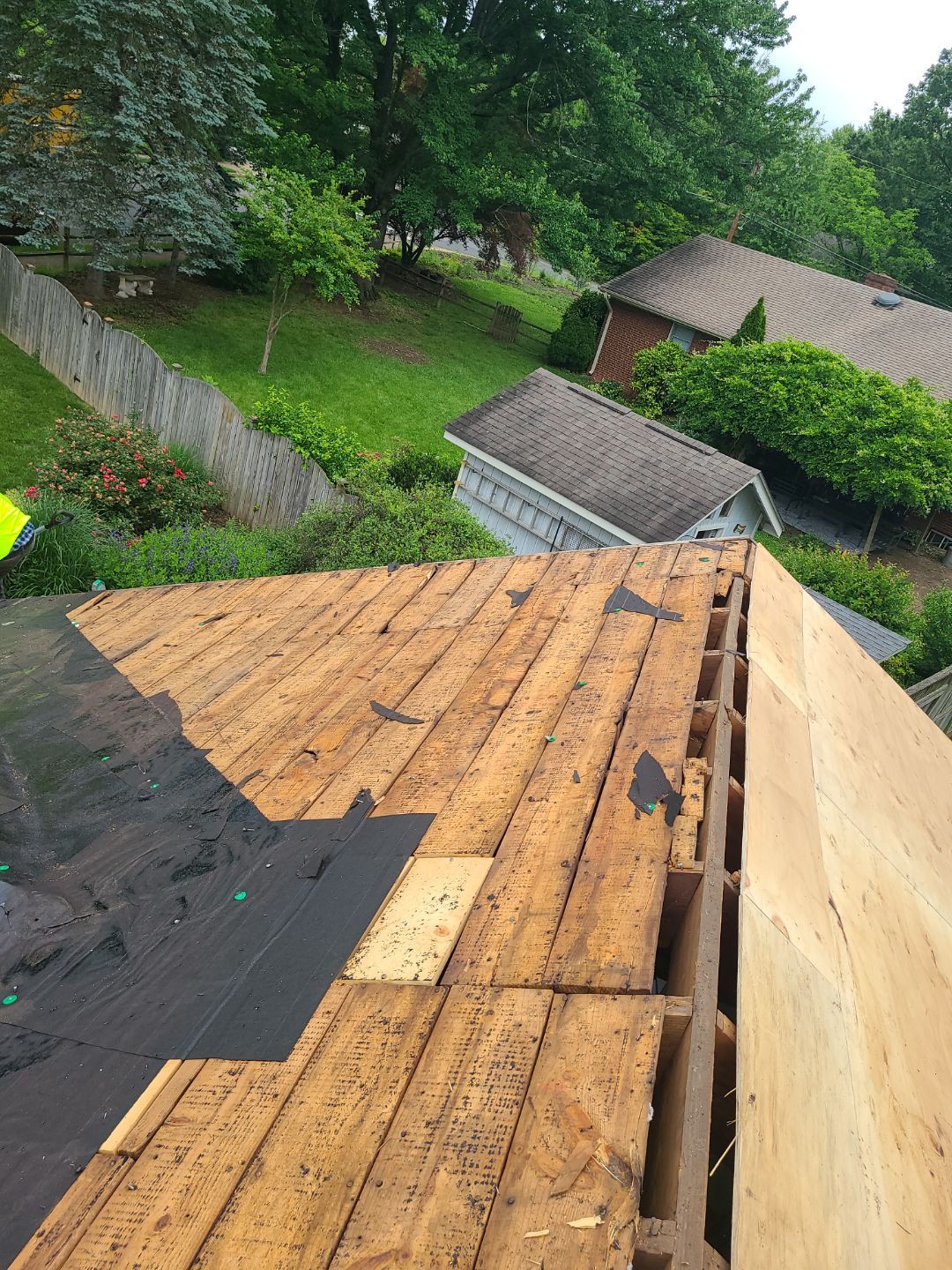 Arlington: CertainTeed Landmark Pro Designer Shingles in Max Def Pewter by RM Banning, Inc.