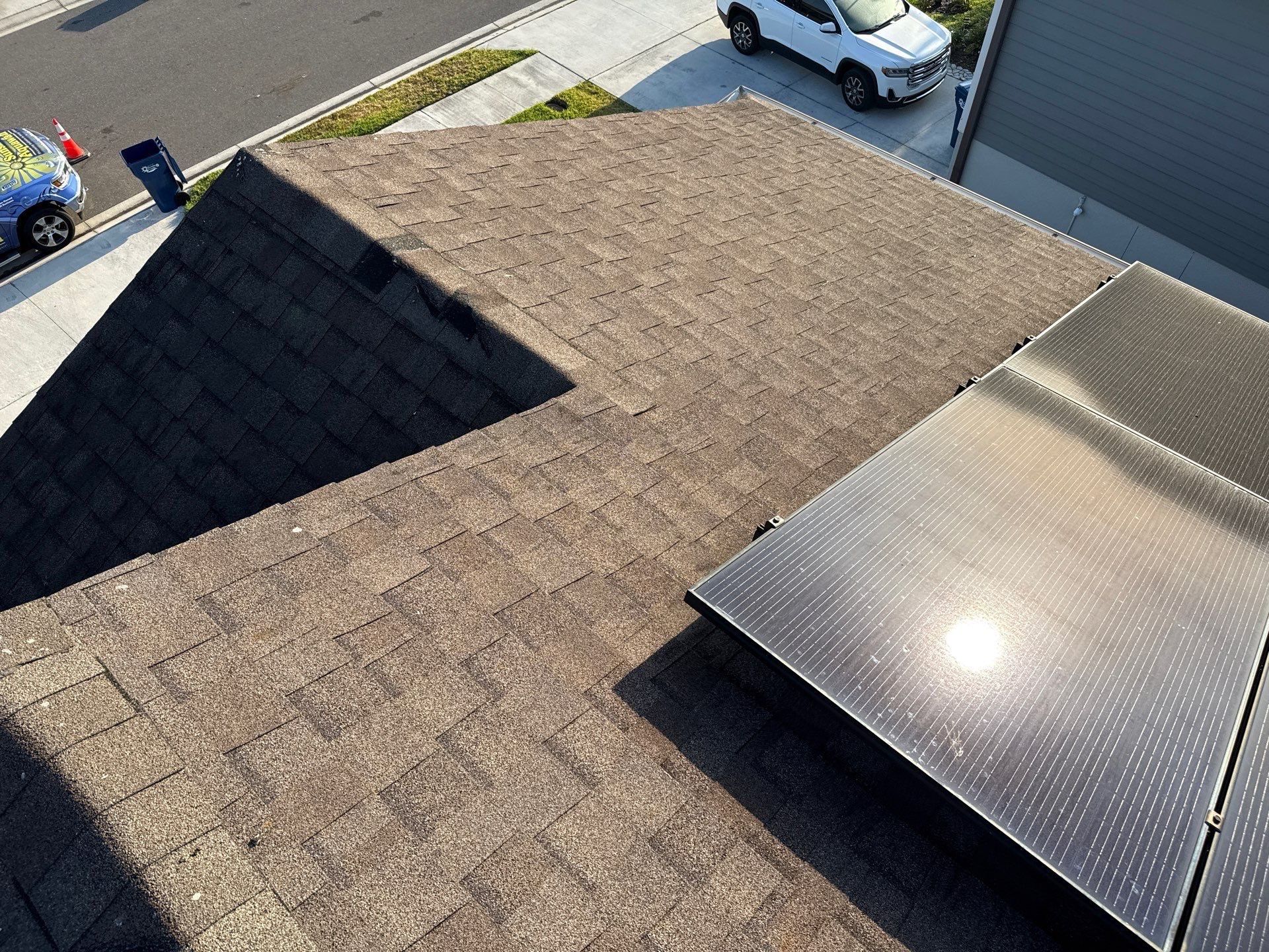 Roof Soft Wash, Pool Deck & Screen Enclosure Cleaning – Trevesta Community, Palmetto, FL by Sunshine AquaWash