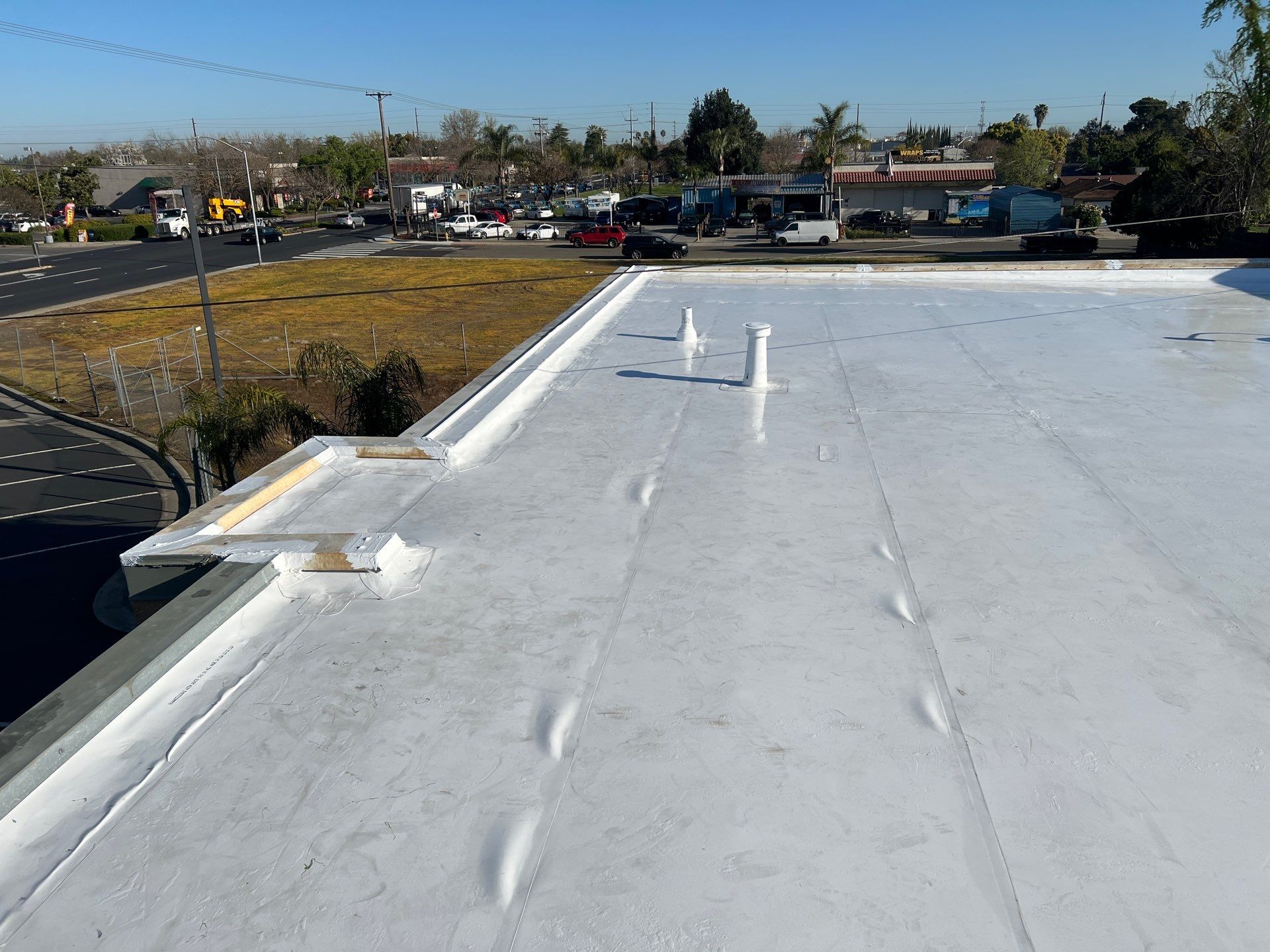 TPO single-ply roofing system using GAF Everguard 60 mil by Straight Edge Roofing Inc