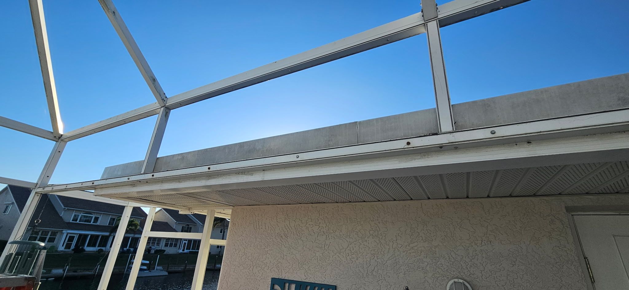 Rescreen of Pool Cage by Screen Experts, LLC 