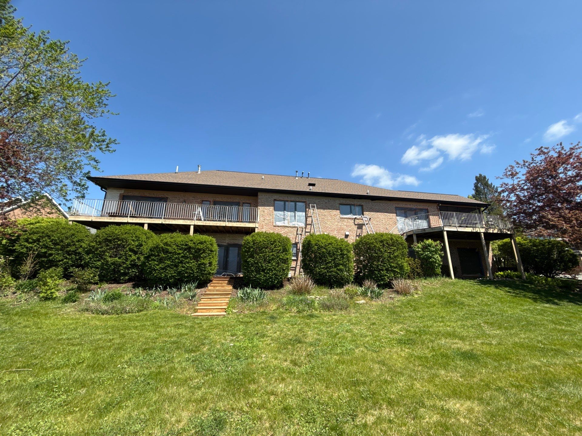 Dewitt by Sunrise Seamless