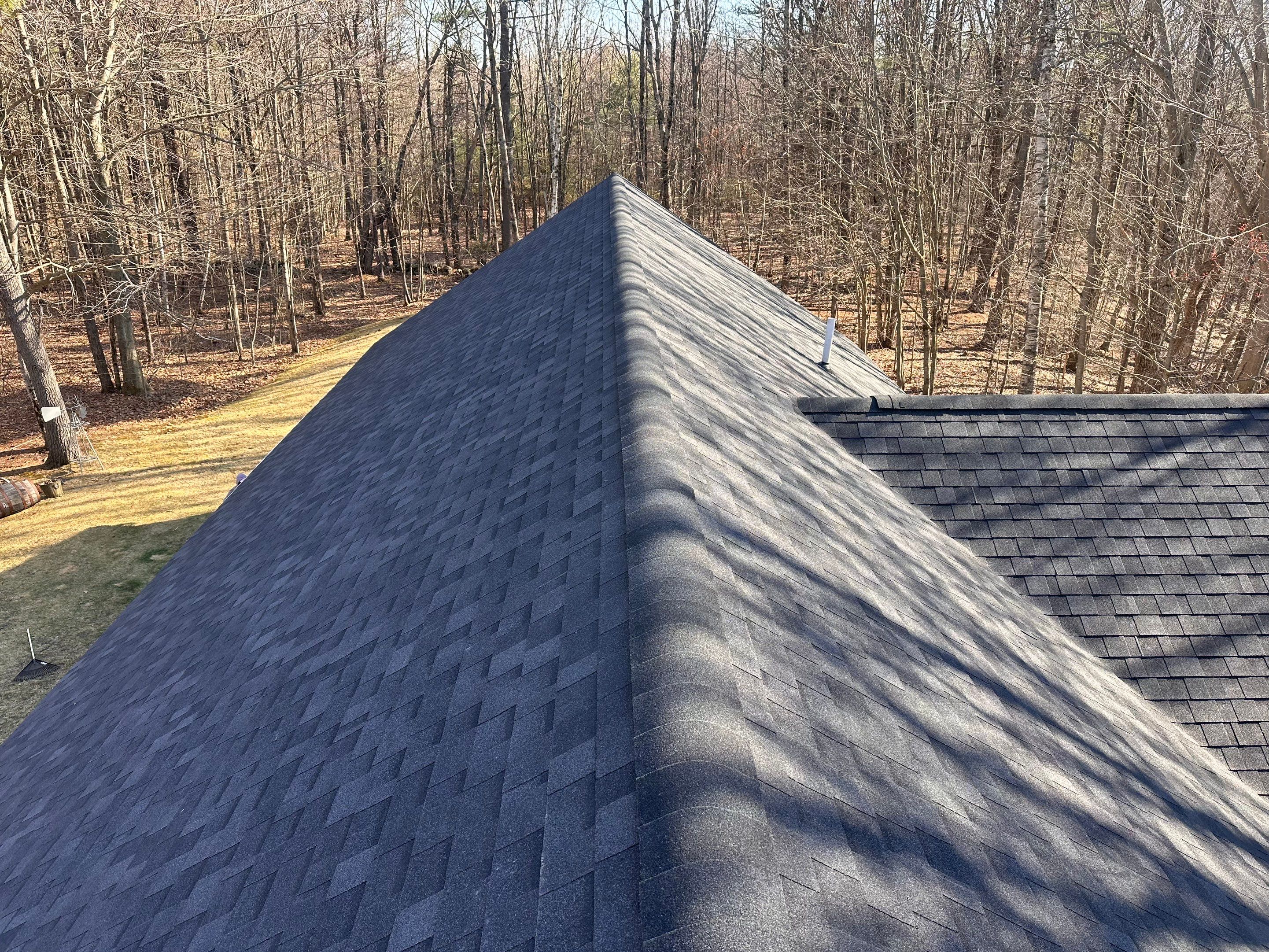 Vinyl Siding and Asphalt Roofing Replacement in Deerfield by Tall pine roofing