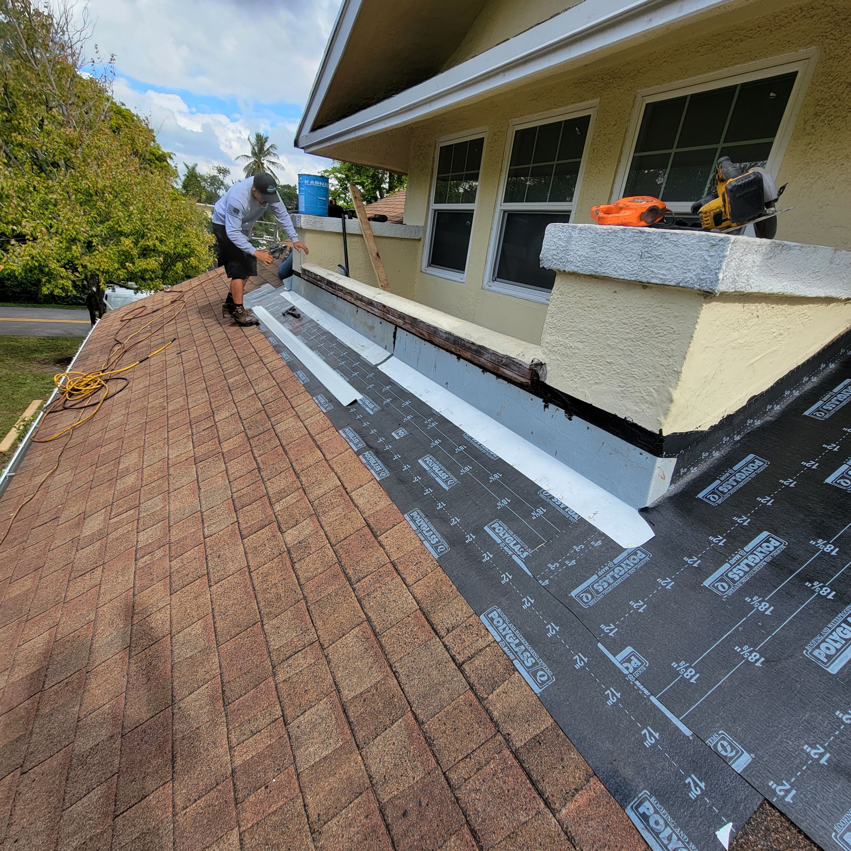 NE 5th Ave, Pompano Beach, FL by G&J Roofing 
