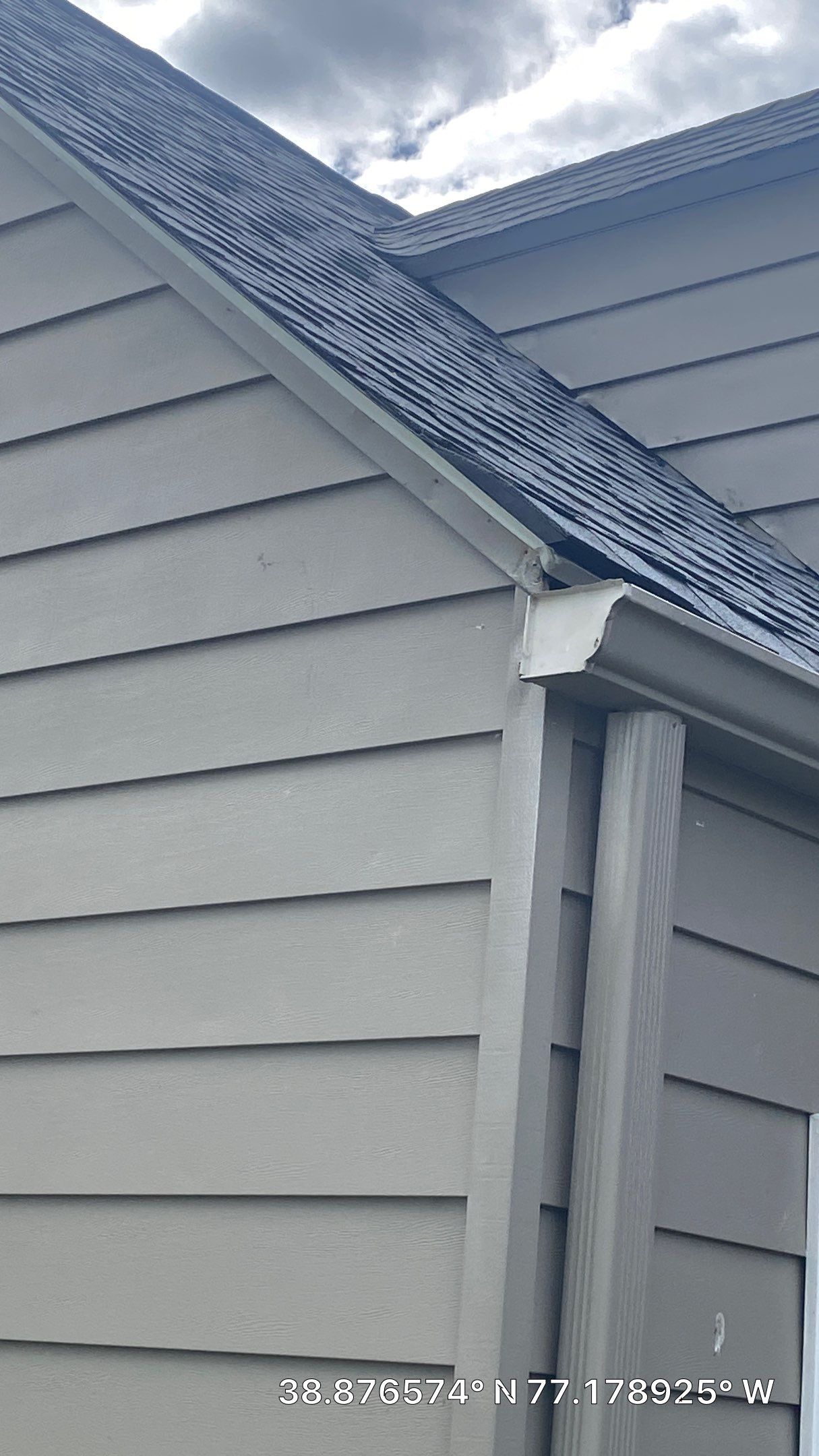 Falls Church: CertainTeed Landmark Pro Designer Shingles in Max Def Pewter by RM Banning, Inc.