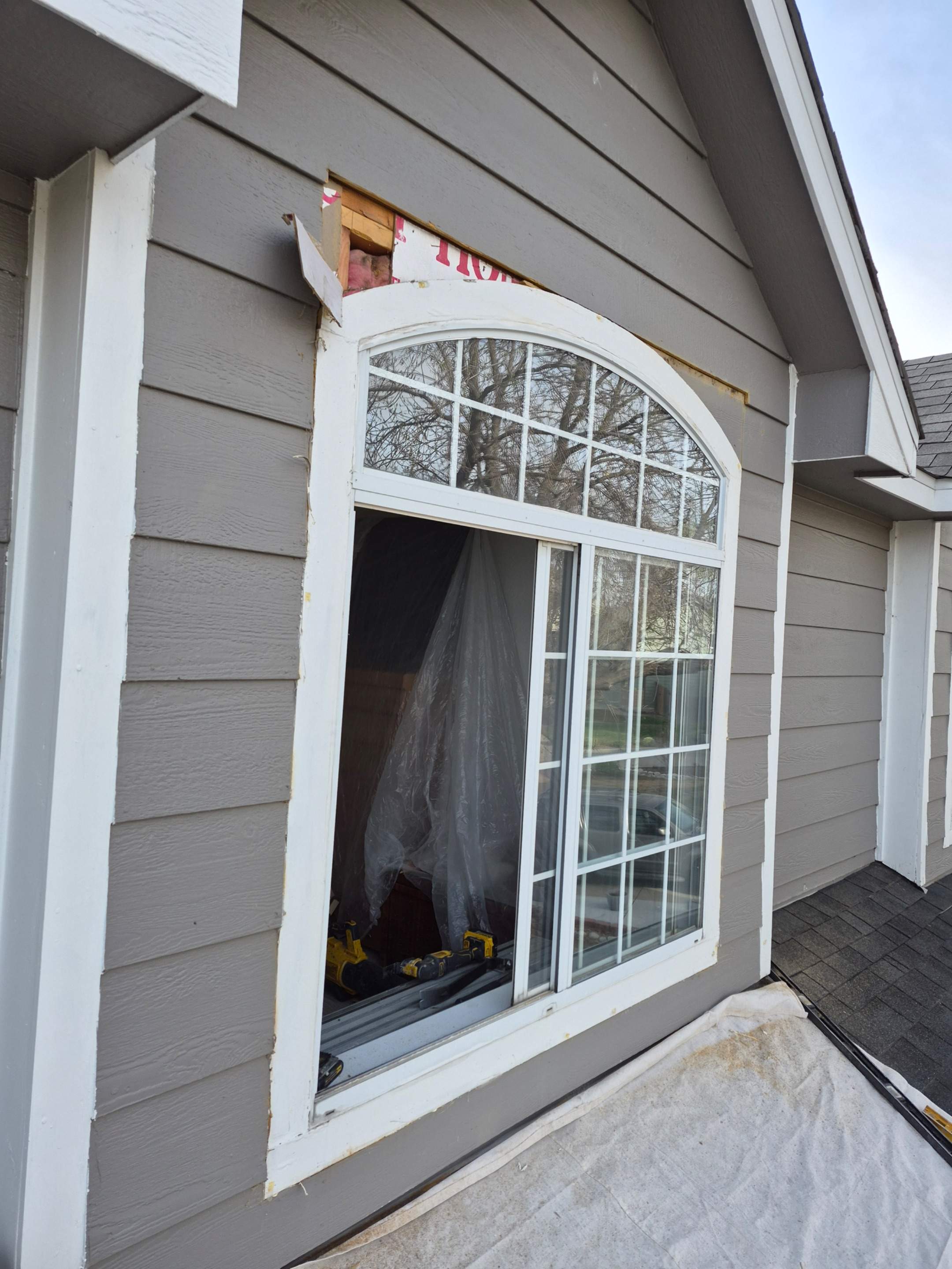 Anlin white vinyl windows  by 1st choice windows and siding