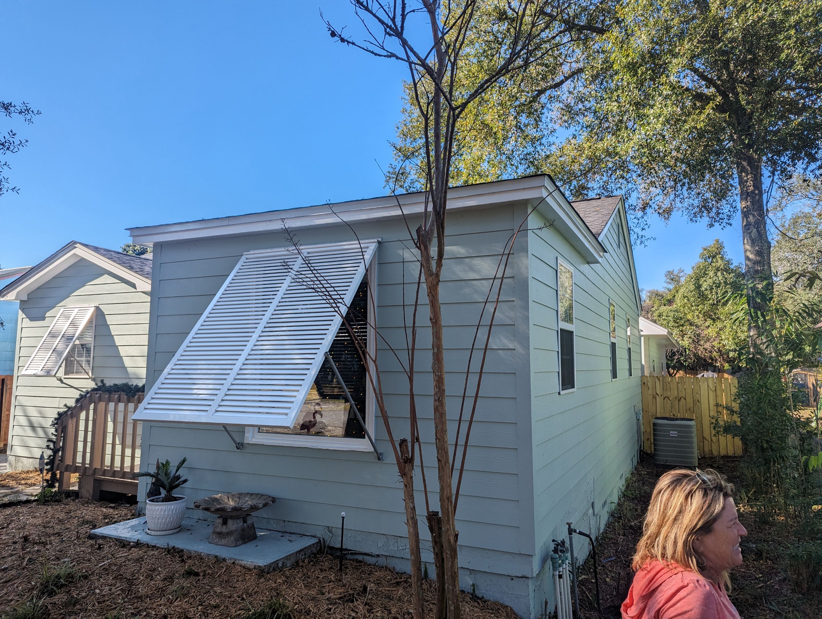 White Seamless Gutters for Panama City FL Homes by Gutter Professors