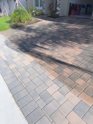 Paver Cleaning and Sealing in Berry Bay, Sun City Center