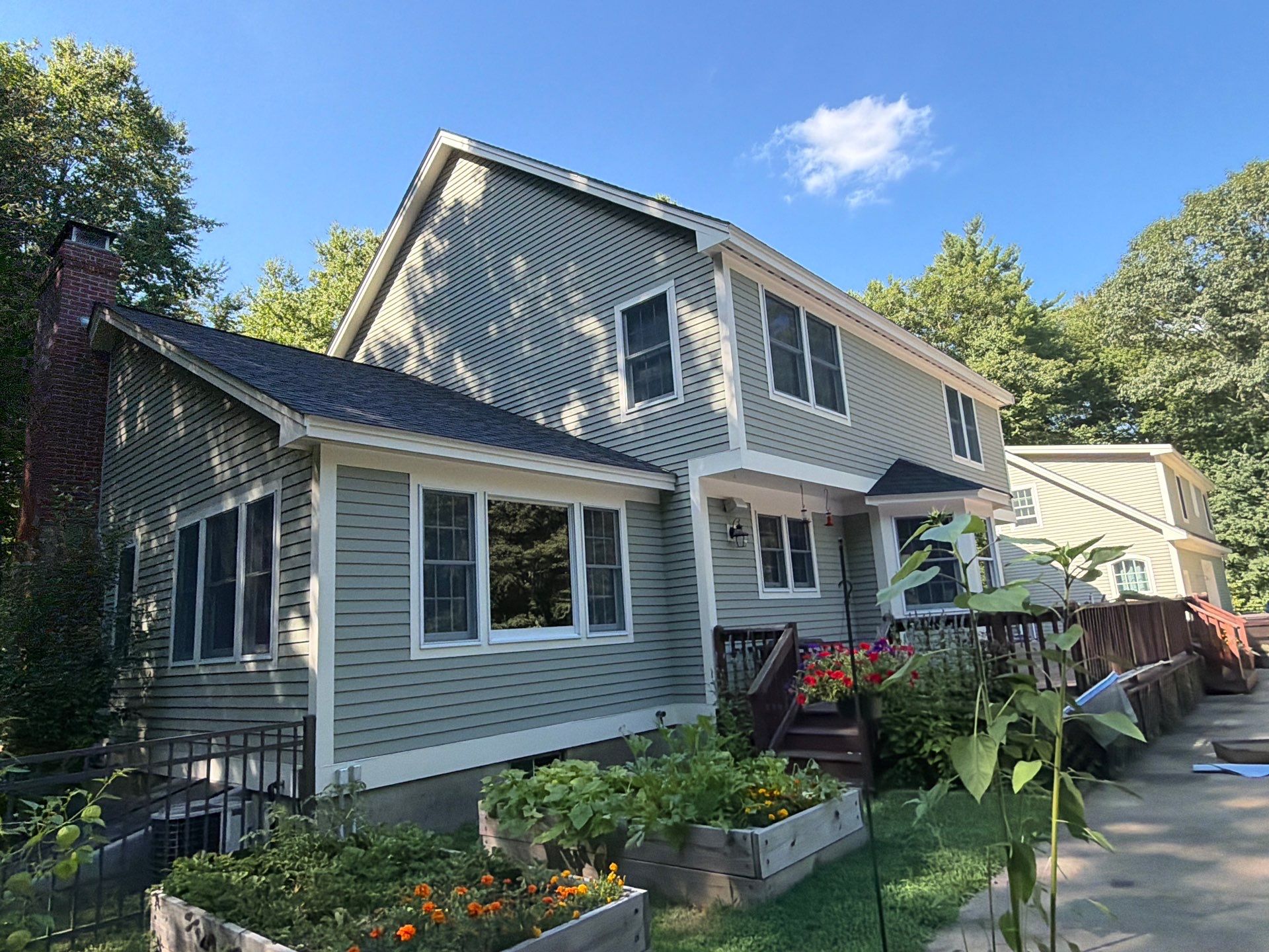 š IKO Roof Transformation in Berwick, Maine! š²šØ by Tall pine roofing