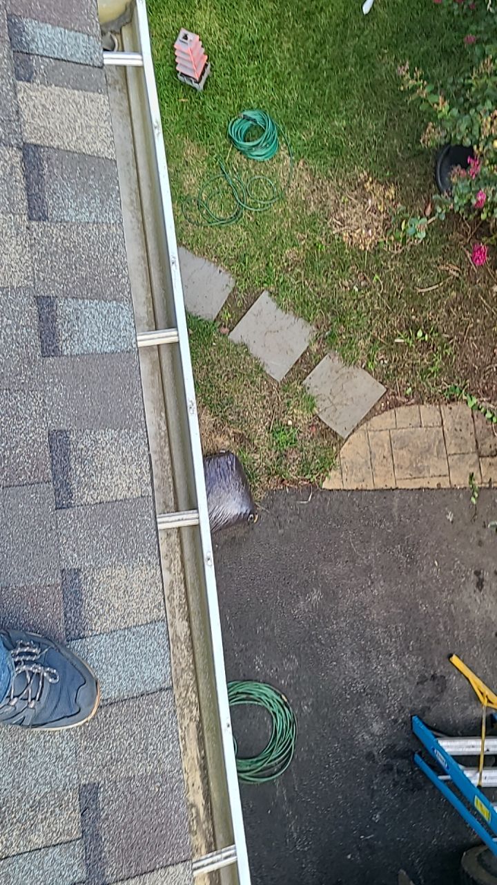 Dumfries: CertainTeed Landmark Pro Designer Shingles in Max Def Weathered Wood by RM Banning, Inc.