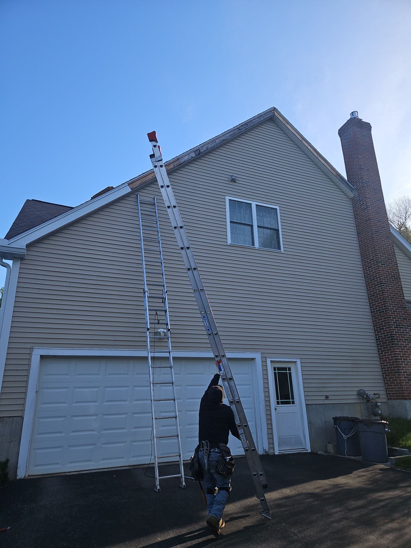 Siding Rake Repair – Littleton, MA by Mighty Dog Roofing of Greater Middlesex County