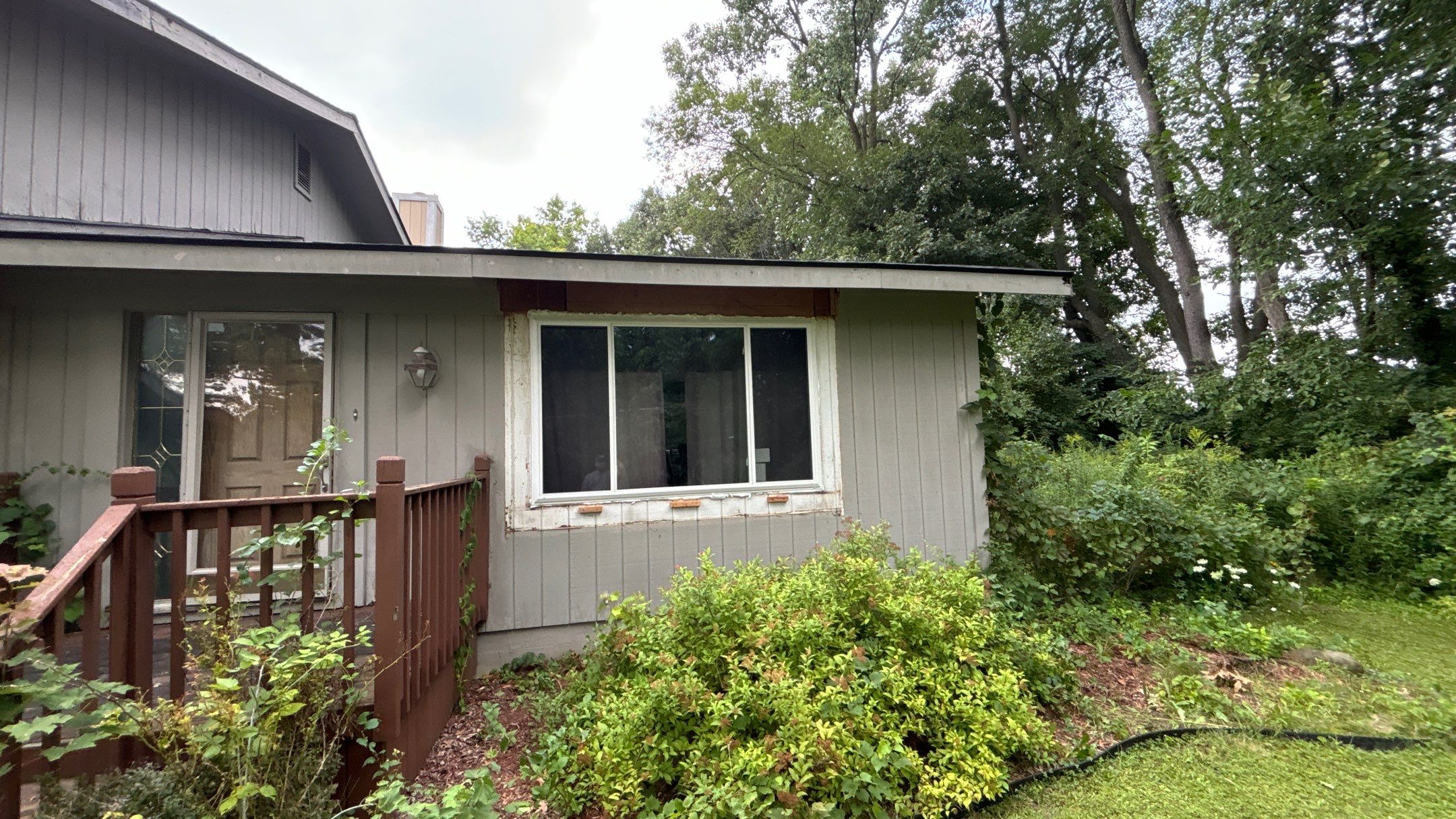 Siding Replacement using Alside D4 1/2" Dutchlap by 180 Contractors
