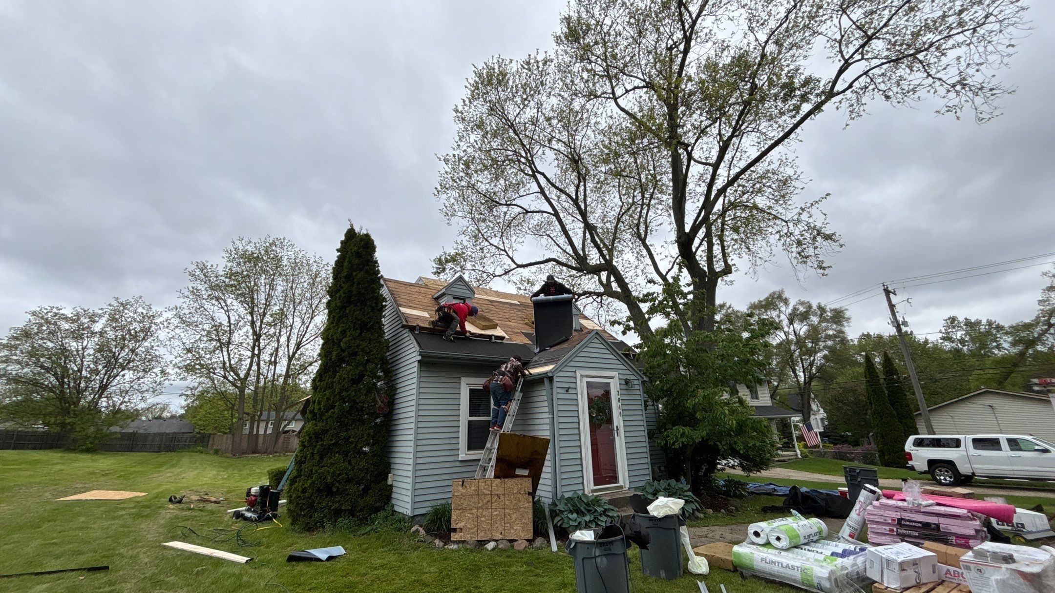 Roof Replacement using Owens Corning Estate Gray by 180 Contractors