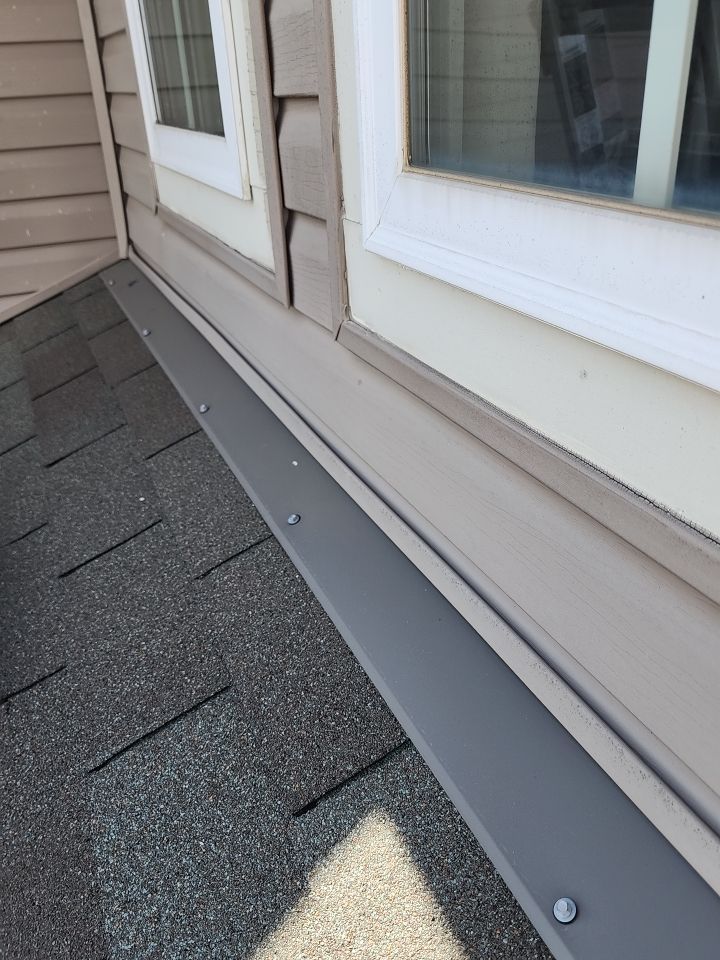 Liberty Township - Pristine Black by Tamlin Roofing