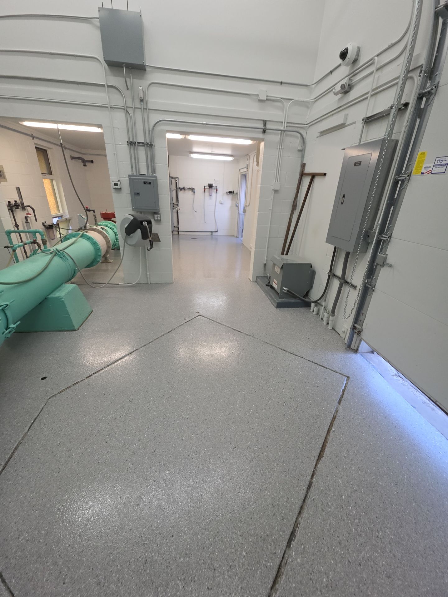 Commercial Floor Transformation using Battleship Hybrid by Croc Coatings, LLC