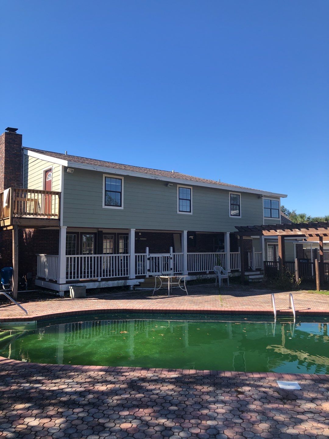 Gutter Installation using K-Style Seamless Gutters by Gutter Professors