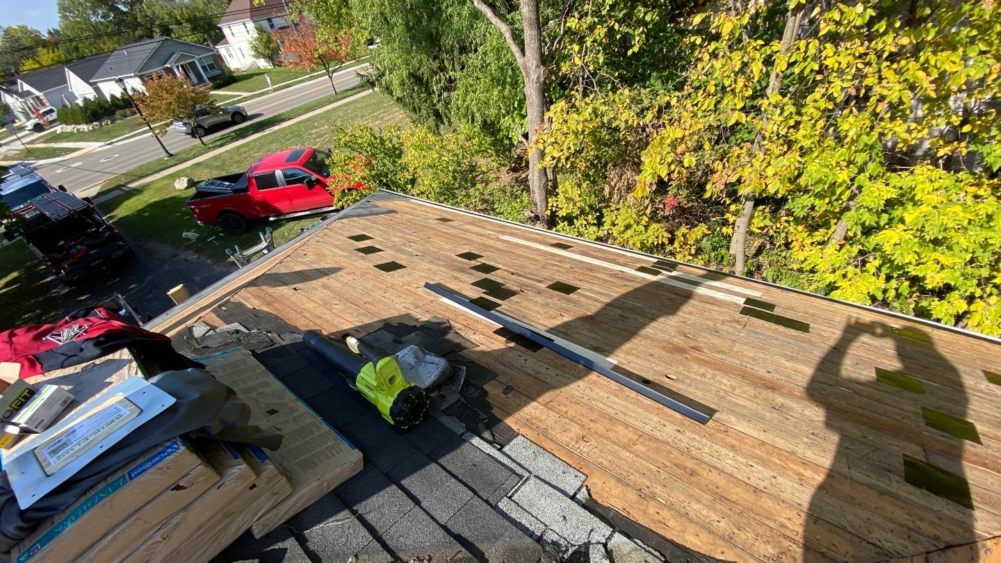 Roof Replacement using CertainTeed Landmark by 180 Contractors