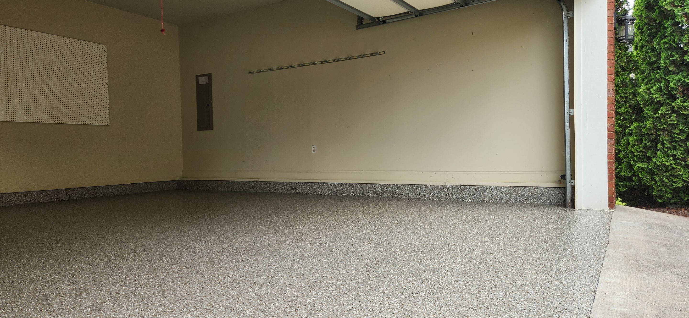 Garage renovation using Creekbed by Elite Floor Solutions