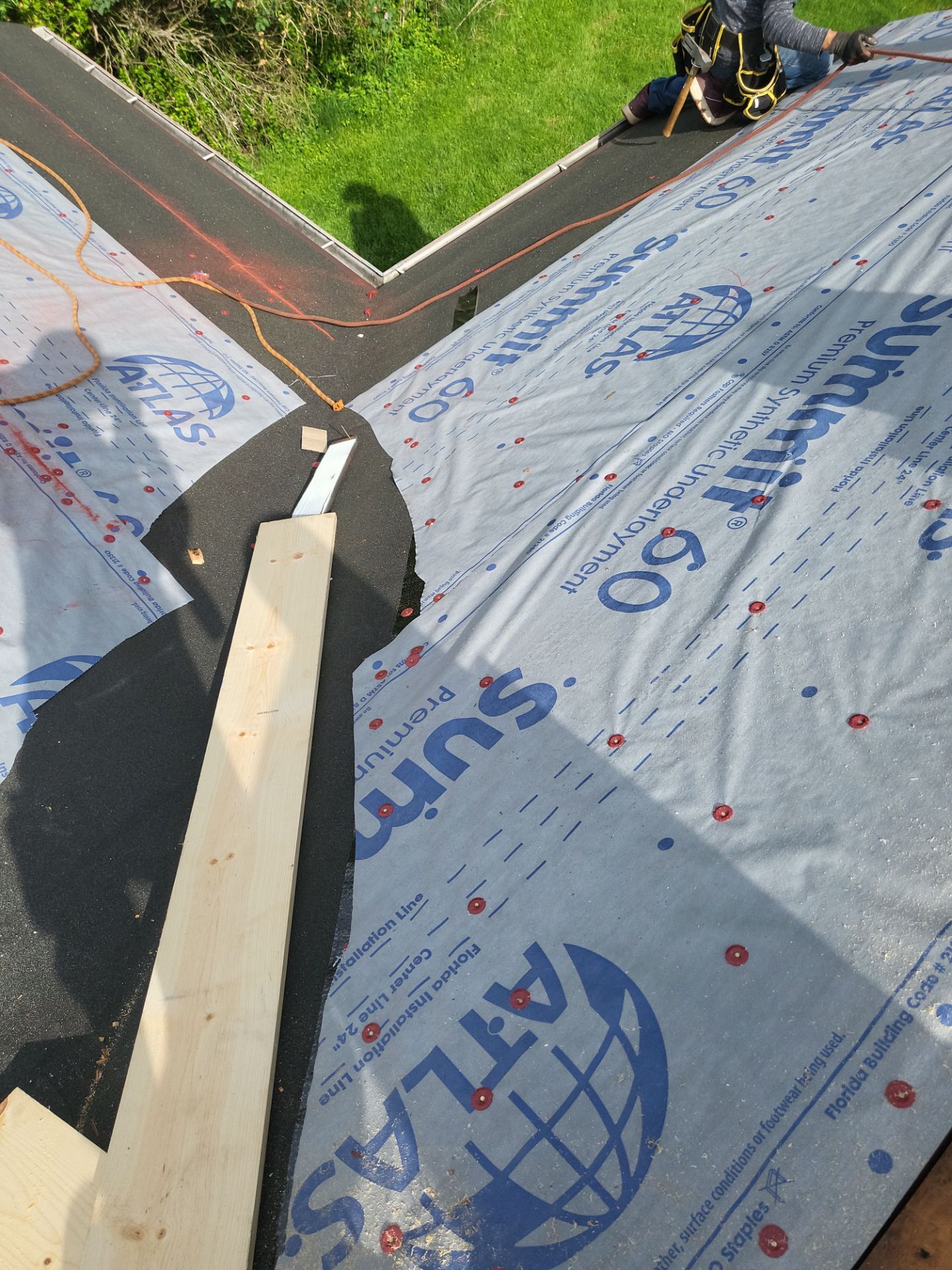 Atlas Pinnacle, Color, Morning Harvest, Drip Edge, Color, Royal Brown by Eagle Eye Roofing