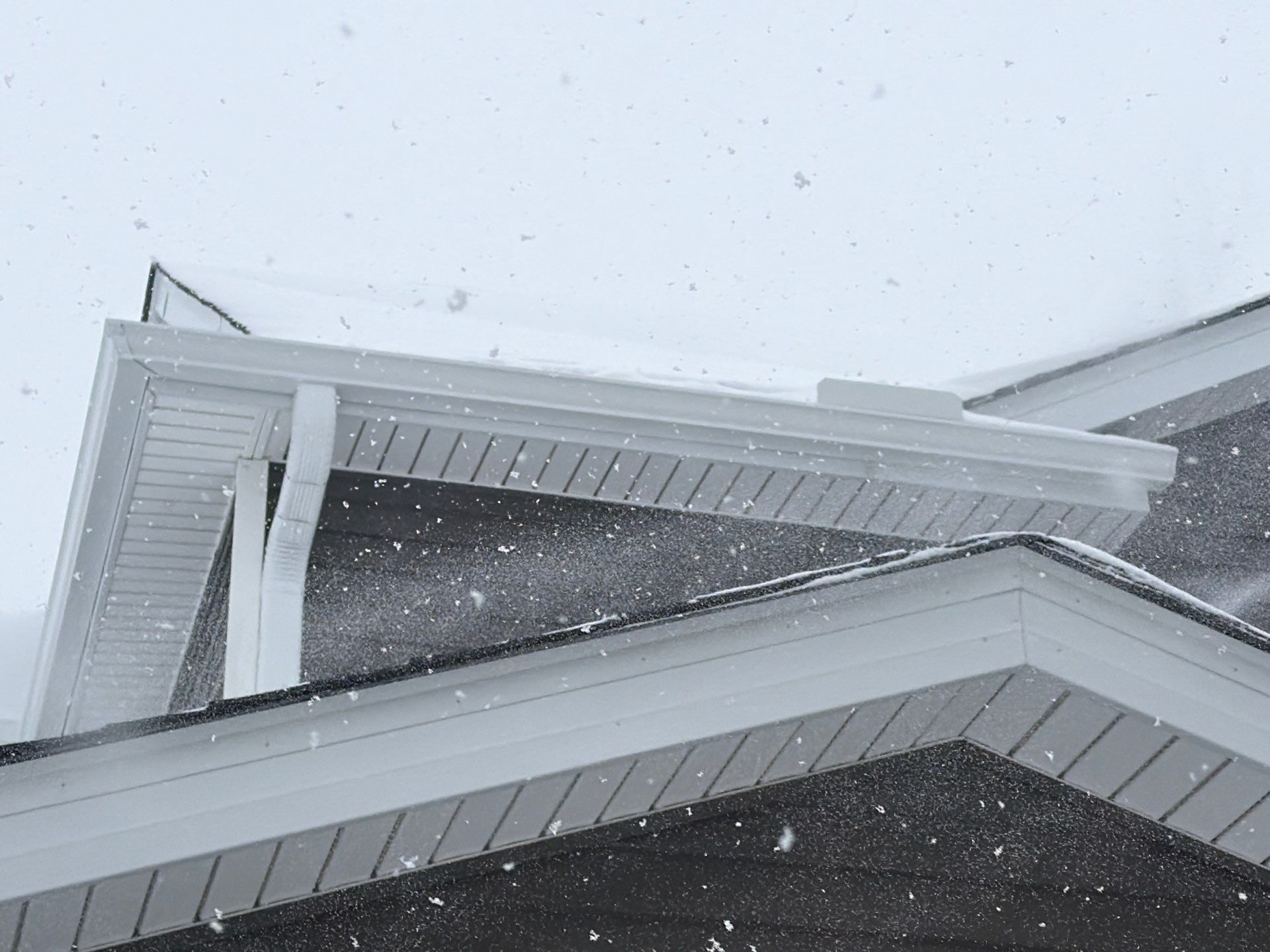 5-Inch Seamless Gutter Installation – St. Michael, MN by Next Level Seamless Gutters / Exteriors Inc.