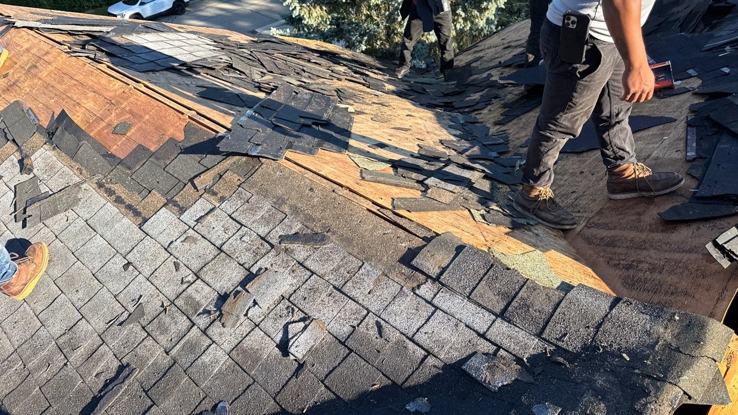 Roof Replacement using Owens Corning Onyx Black by 180 Contractors