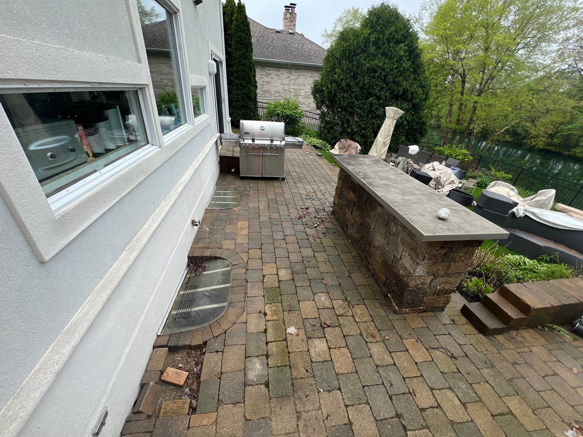 dryvit using Algaecide, soft wash soap by Northern Power Washing LLC.