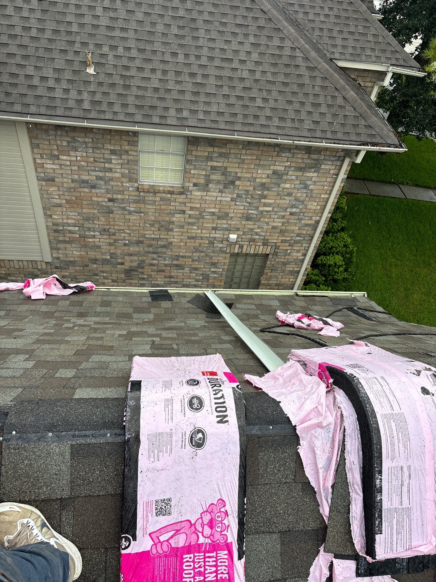 Residential Roofing Installation using Owen's Corning Duration (Lifetime) Shingles by Roof Repair Company