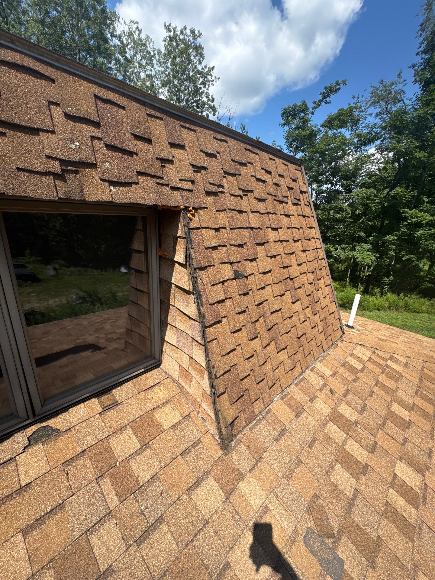 Emergency Roof Patch and Leak Mitigation in Townsend by Boston Board Up