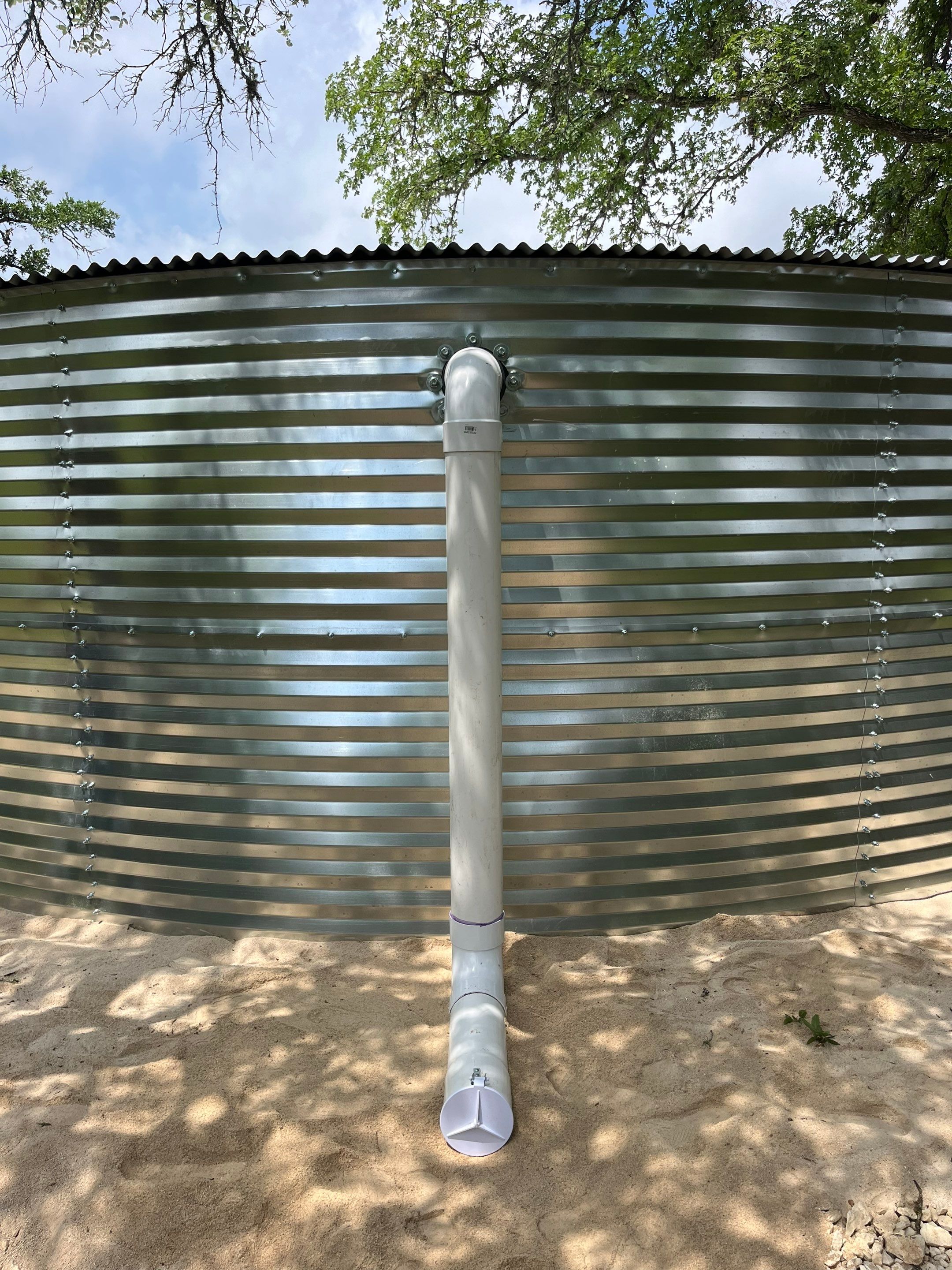 31K Dome - Silver using Aqualine Tank by Hill Country Rain Water