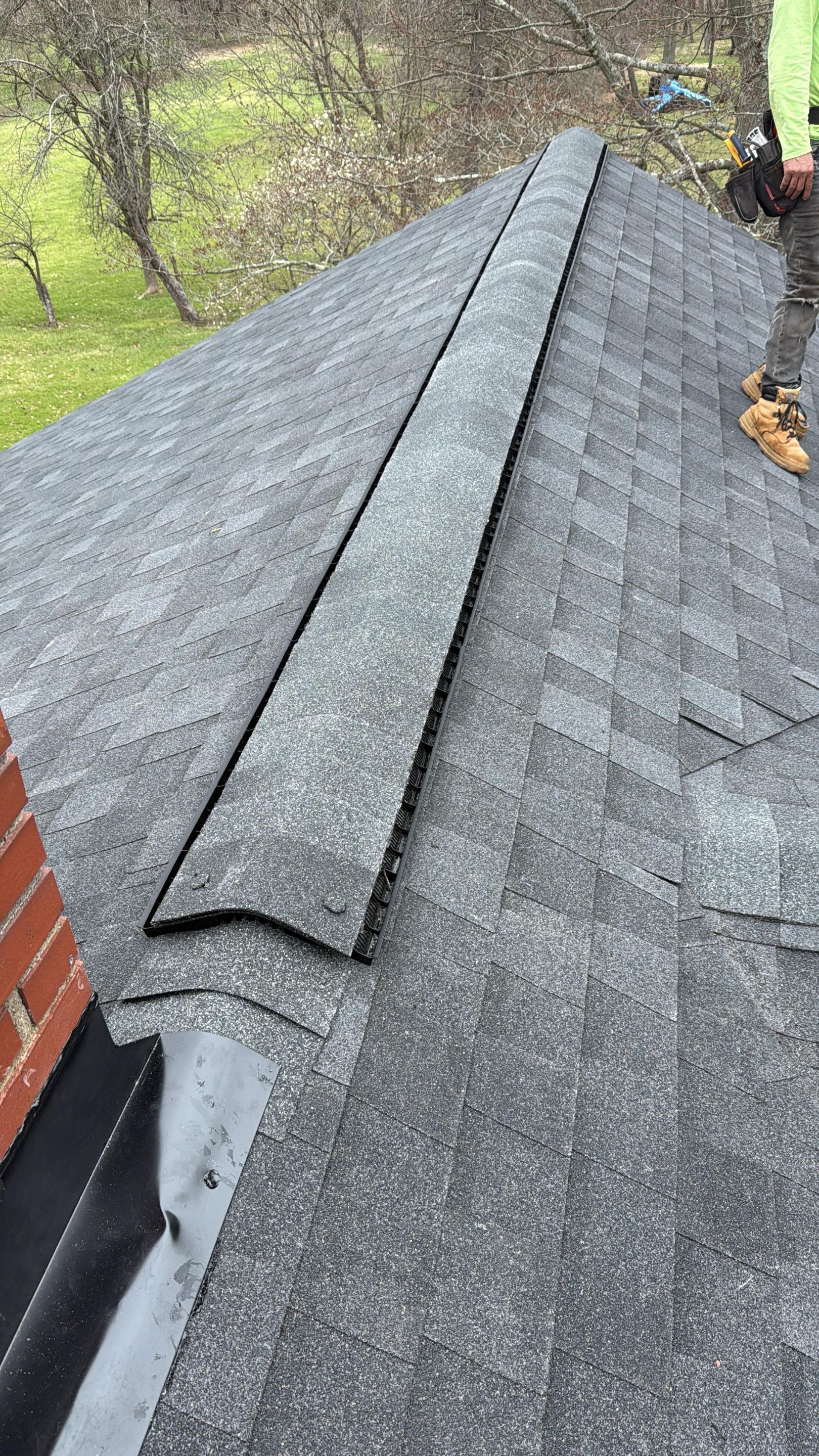 Atlas Pinnacle, Black Shadow, Drip Edge, Color, White by Eagle Eye Roofing