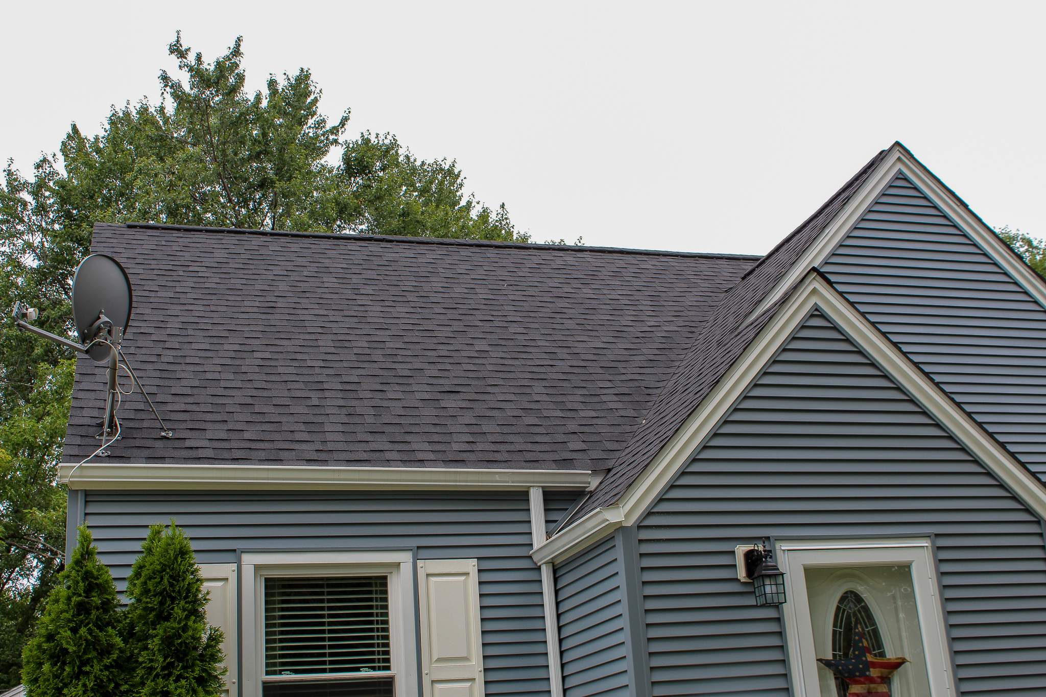 Exterior Siding and Roof by Ivy Lea Construction