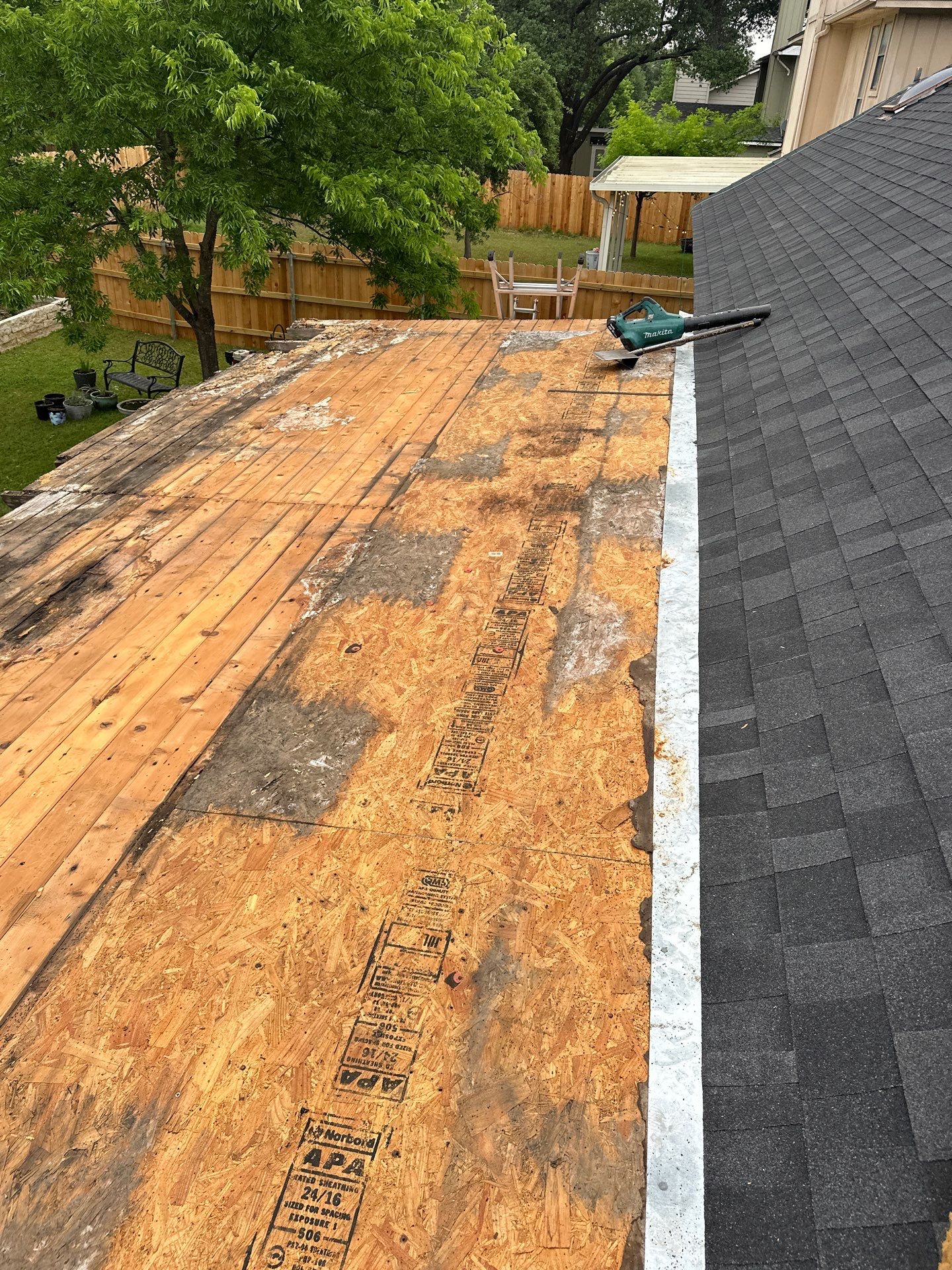 Residential Roofing Installation using Owens Corning Duration Tru Def Onyx Black by DeZign Roofing & Exteriors