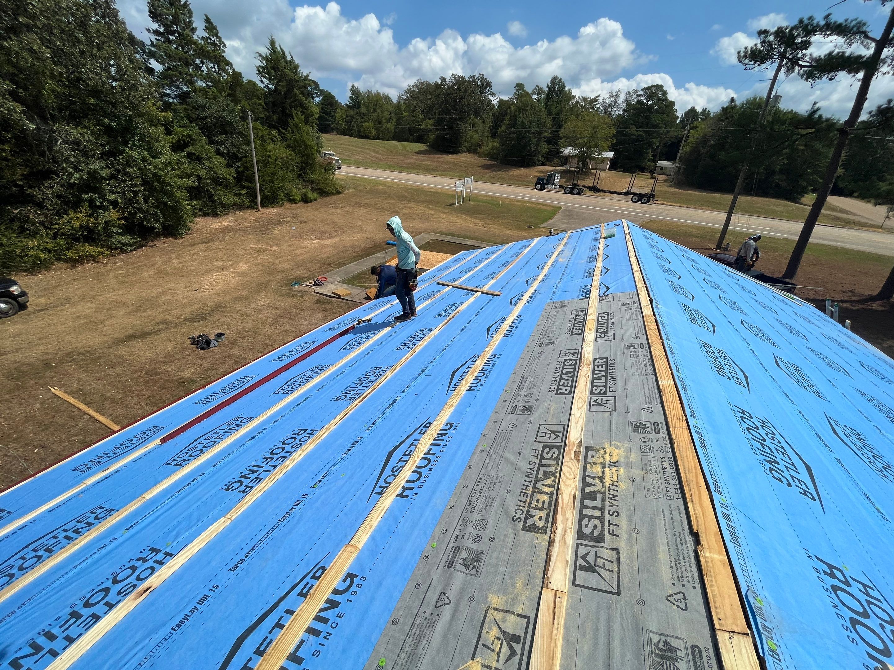 Commercial Metal Installation using Reed's Metals: 29 GA. Colored Commercial Panel by Hostetler Roofing