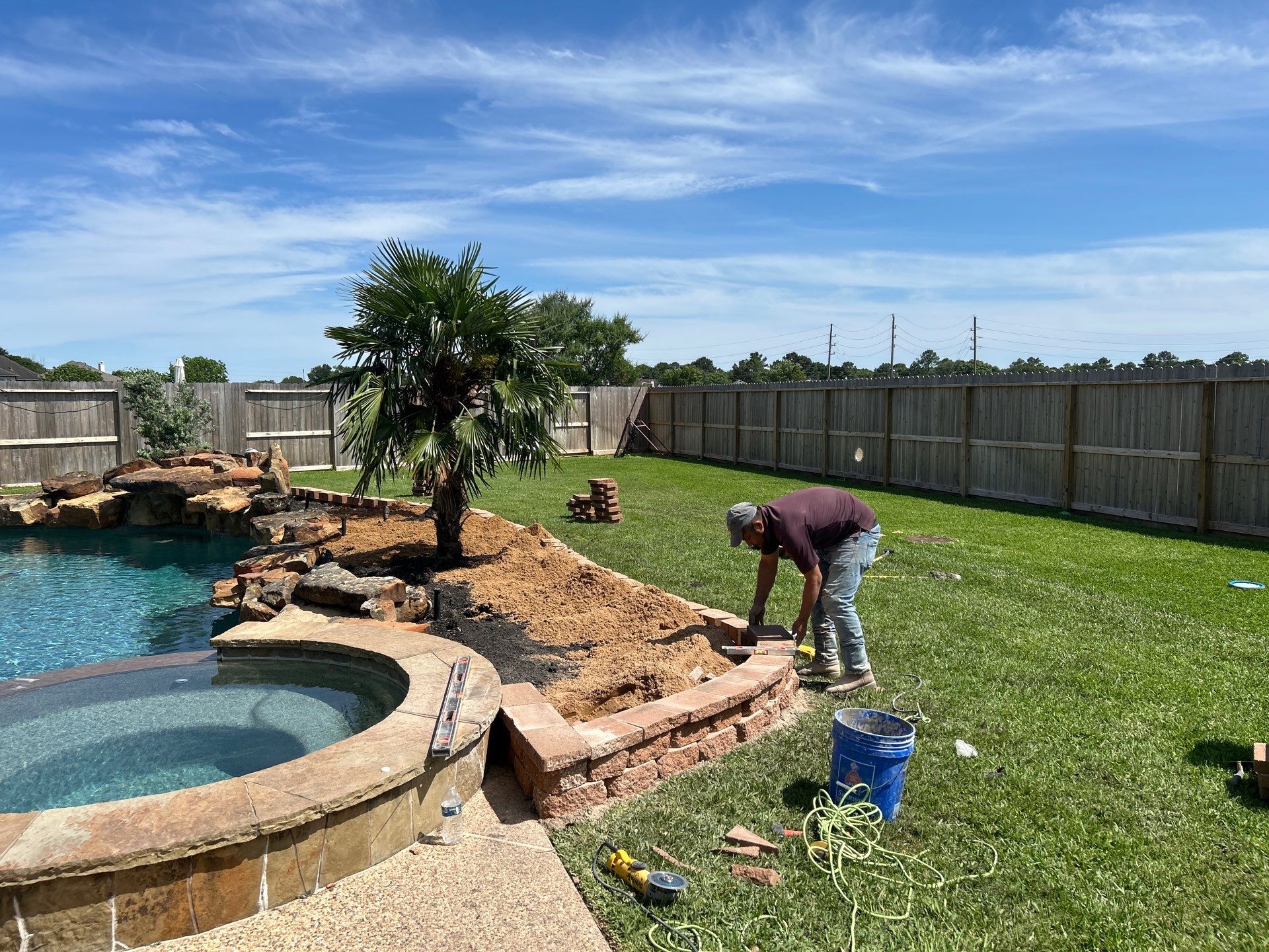 🌿 Larry Caudillo’s Poolside Landscape Revamp by Texas Urban Elements