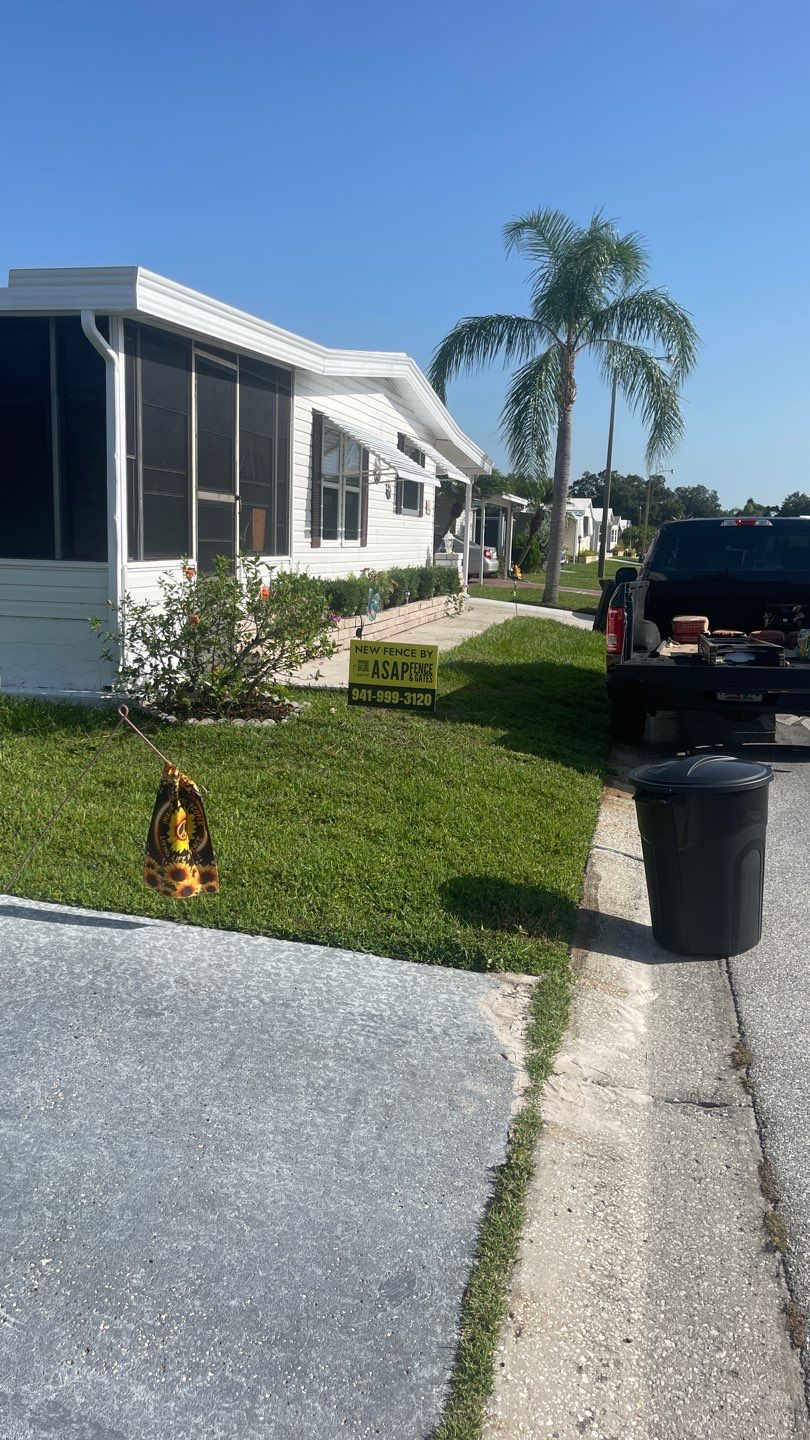 Palmetto, FL 4 ft. Tall White Vinyl Spaced Picket Fence by Asap fence and gates, LLC