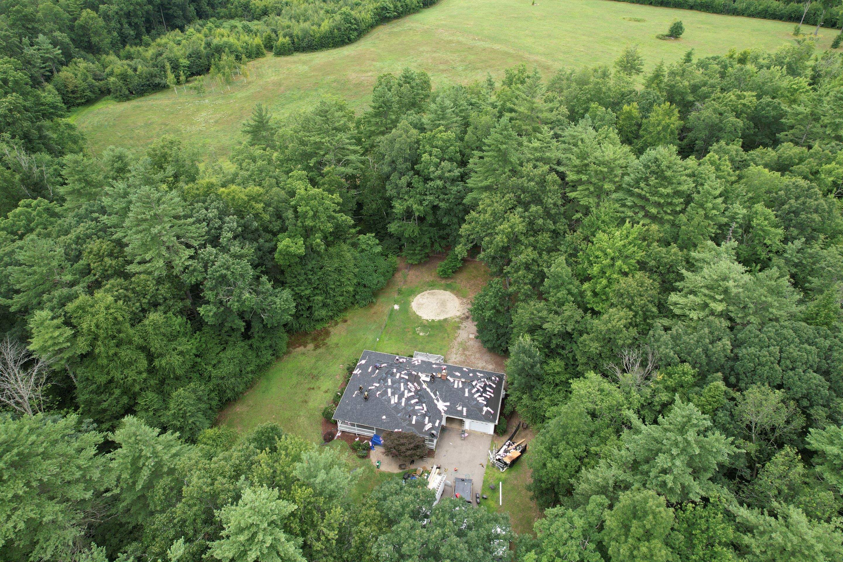 Roofing in Beautiful Lee New Hampshire by Tall pine roofing