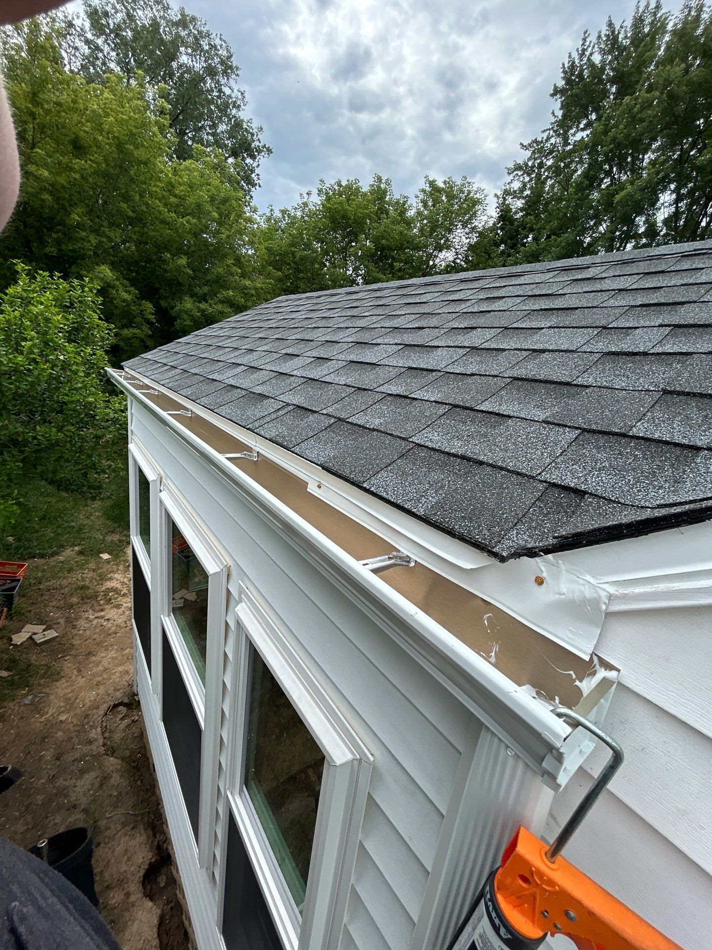 3 Seasons Room by Avalon Roofing and Exteriors